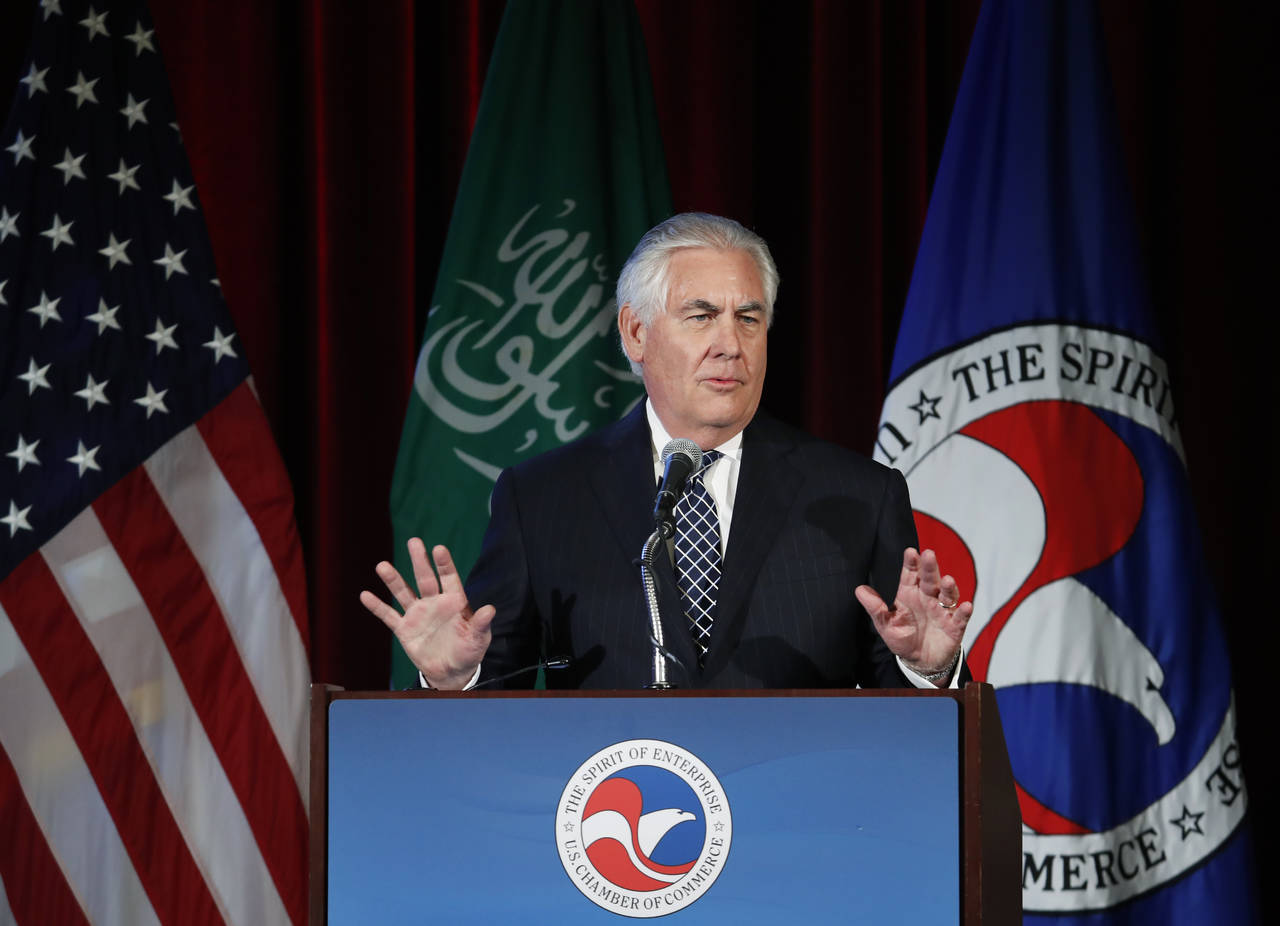 Defensa. Rex Tillerson advirtió que 'un Irán sin restricciones puede ser otro Norcorea'. 
