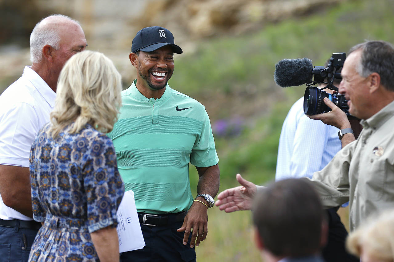 Dos días después de decir que su espalda estaba mejorando, Tiger Woods anunció ayer que fue operado por cuarta ocasión de la espalda. (AP)