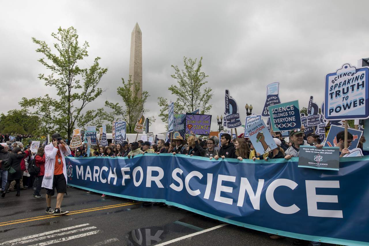 Protesta. Los actos en apoyo de la ‘Marcha por la Ciencia’ se están repitiendo en más de 400 ciudades estadounidenses. (EFE)