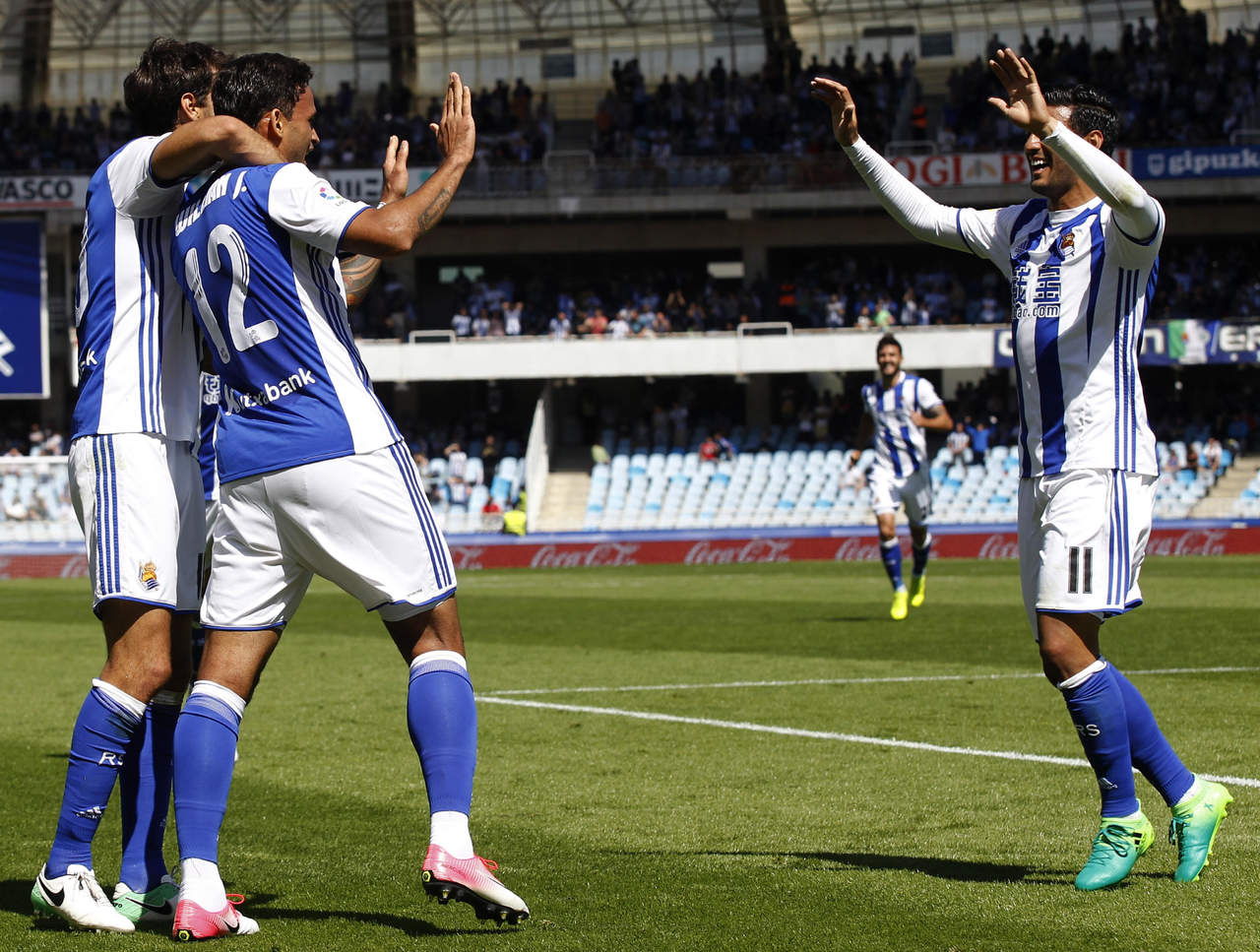 Con la victoria, Real Sociedad llegó a 55 puntos y se colocó en el sexto lugar de la clasificación. (EFE)