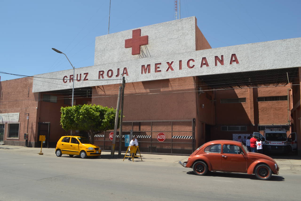 Baleado. Fue trasladado al puesto de socorro de Cruz Roja Torreón para que recibiera atención médica especializada. 