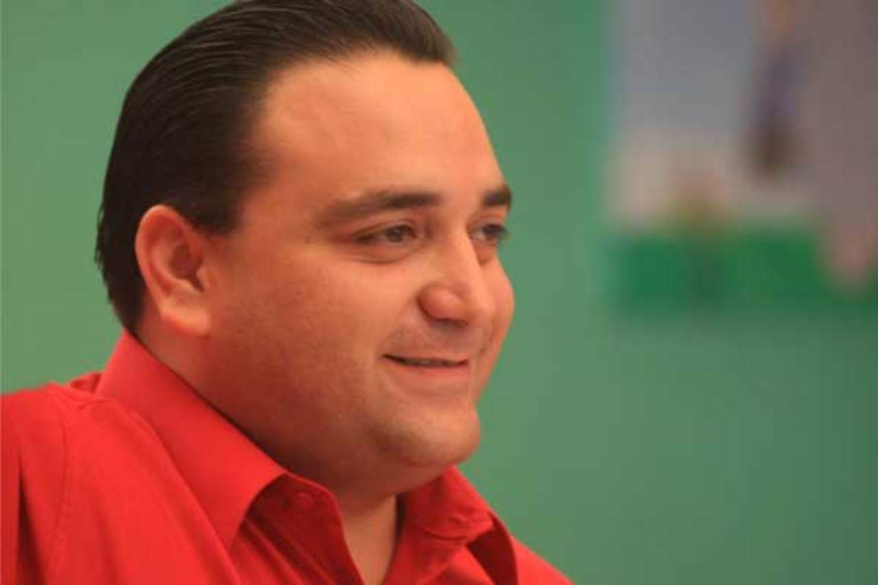 En un comunicado, el gobierno de Quintana Roo dio a conocer que de acuerdo con la Ley de Seguridad Pública estatal, el ex gobernador tiene derecho de continuar con la protección una vez concluido el cargo. (ESPECIAL)