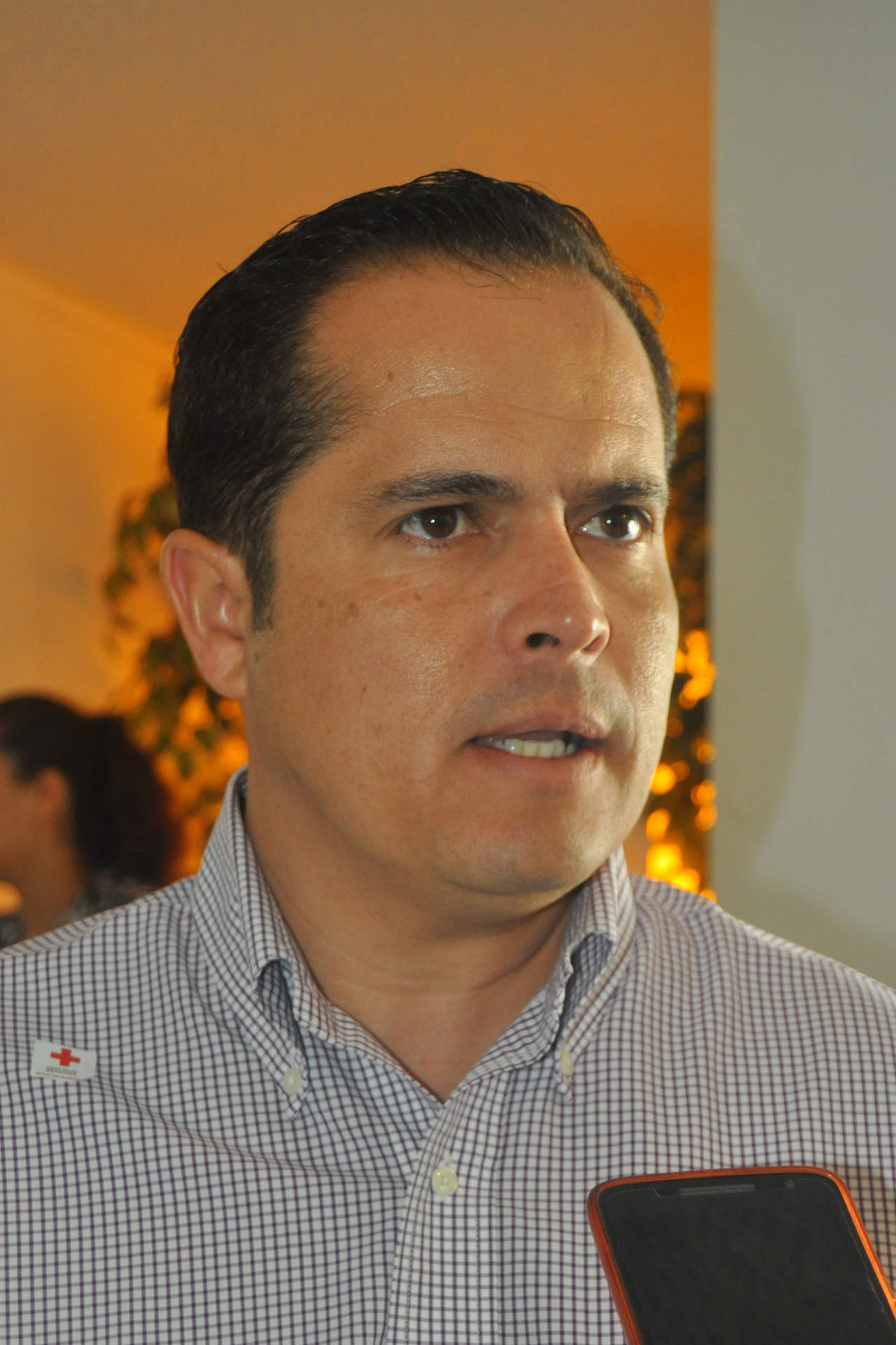 'No sabemos las causas por las que se originó el incendio, tenemos que esperar los resultados de los peritajes”. Alberto Porragas, Director de Protección Civil Torreón.  (EL SIGLO DE TORREÓN)