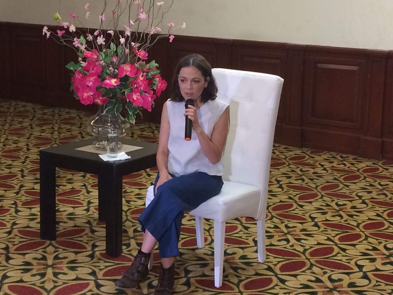 Natalia charló con la prensa previo a su participación en el Lerdantino. (EL SIGLO DE TORREÓN)