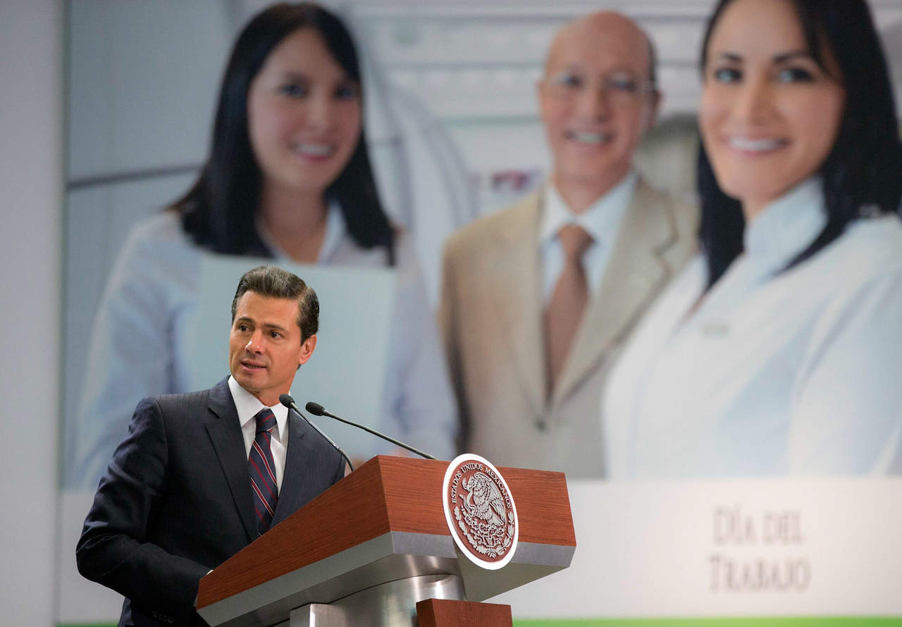 Peña Nieto advirtió que los primeros cuatro meses del año han representado una de las mayores pruebas que han enfrentado los mexicanos como Nación en su historia reciente. (EFE)