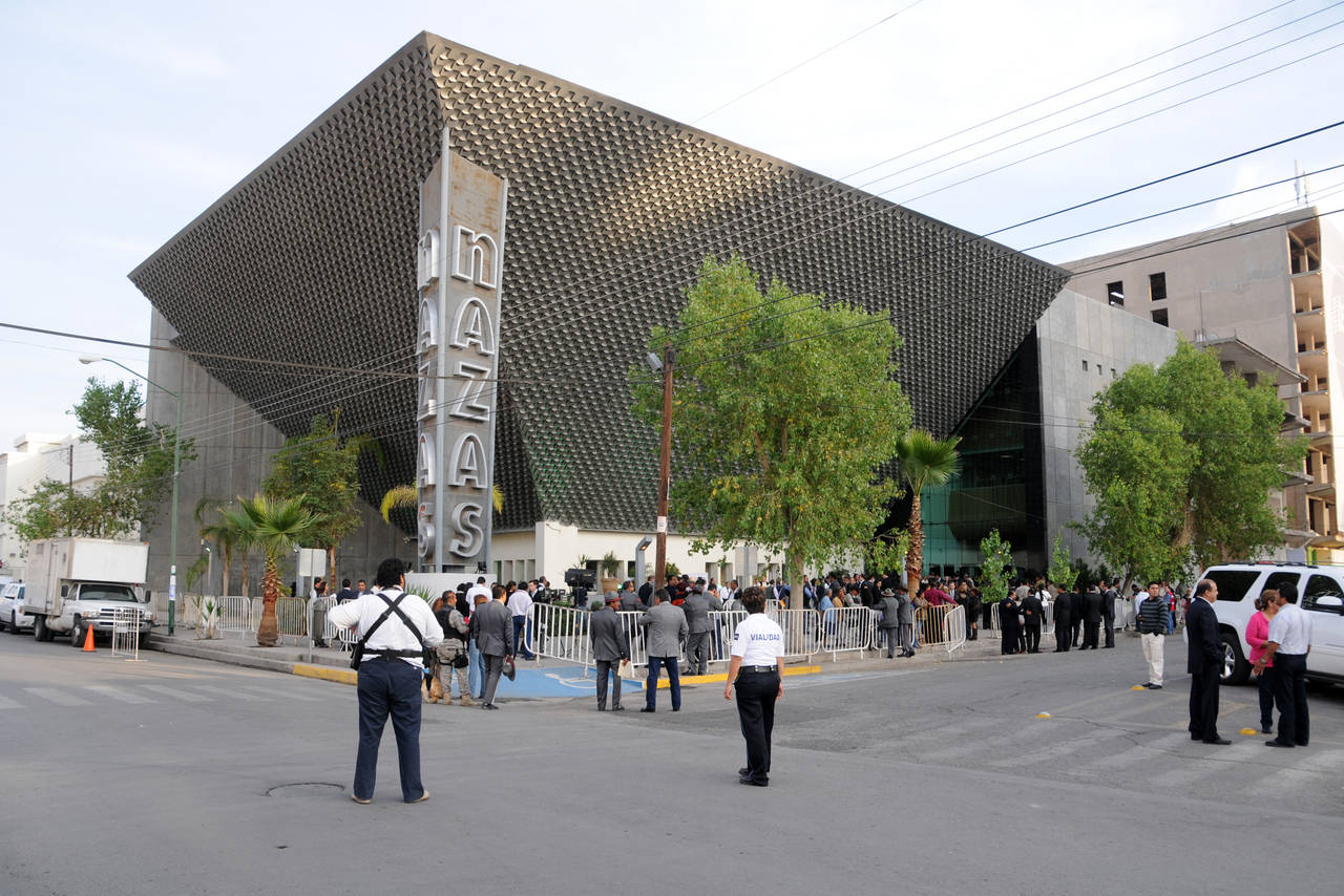 Todo listo. Hoy jueves se llevará a cabo el segundo debate entre candidatos al gobierno de Coahuila, en el Teatro Nazas. (ARCHIVO)