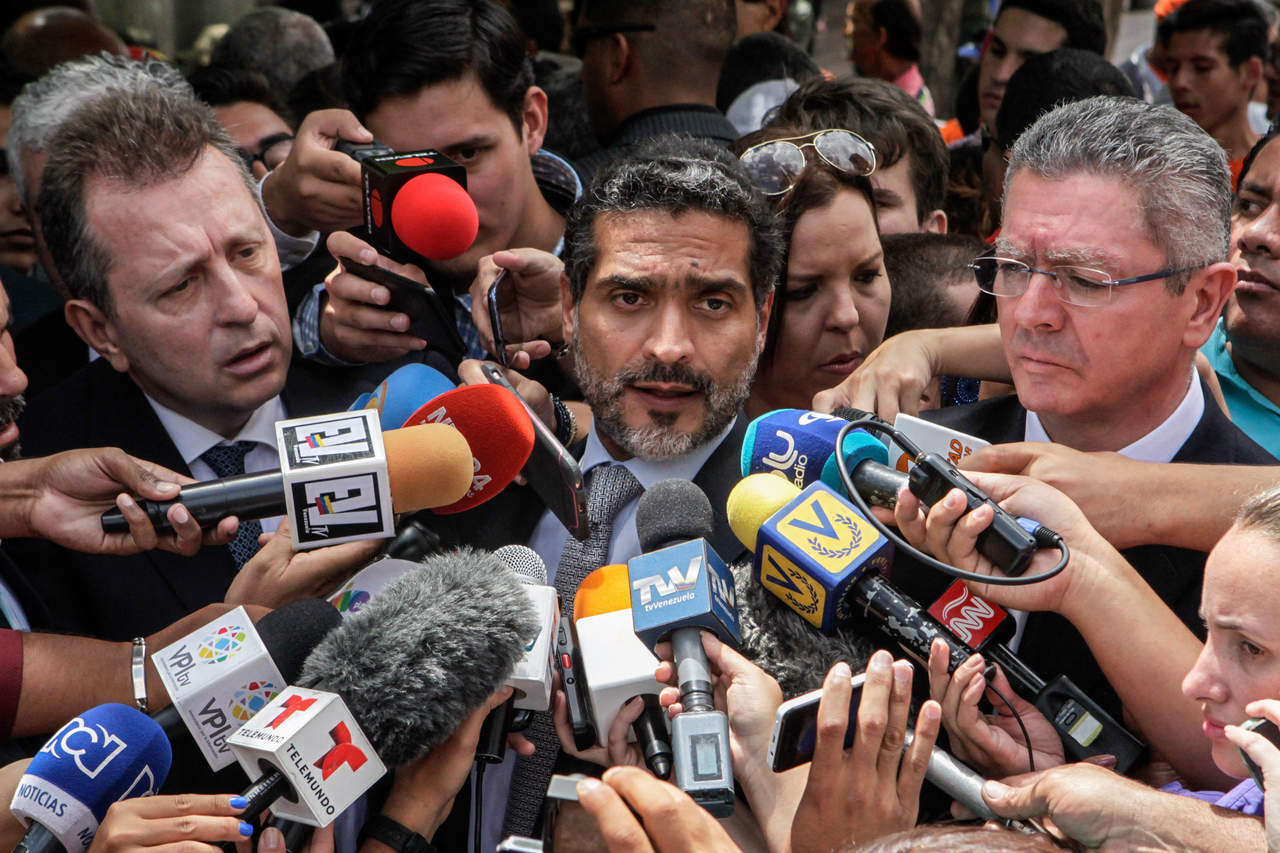 Vivanco afirmó que en los últimos días ha habido 'rumores de que López habría sido trasladado a un hospital militar con complicaciones de salud'. (EFE)