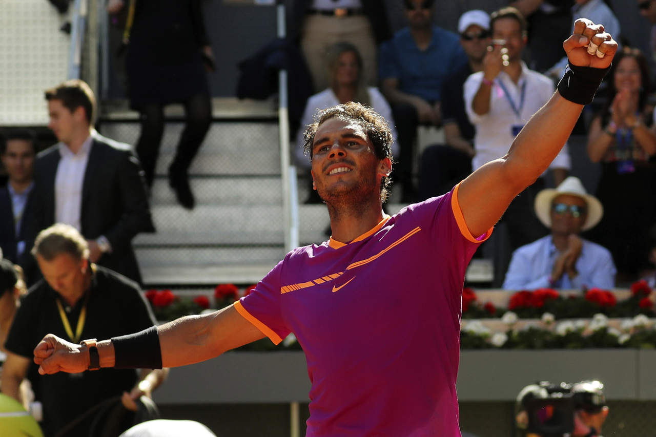 El español Rafael Nadal logró por fin desquitarse y dominar al serbio Novak Djokovic. (EFE)