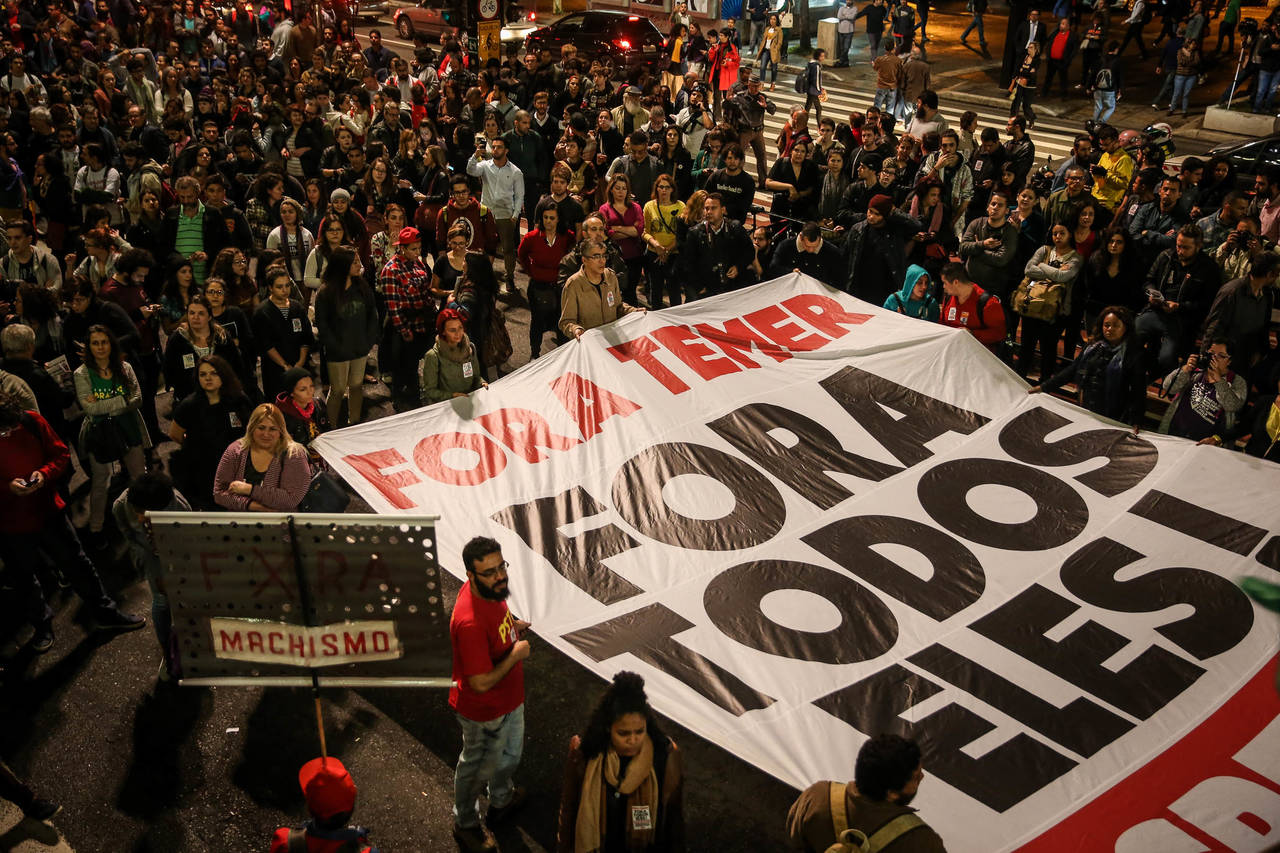 Miles de brasileños se movilizan en las calles contra Temer