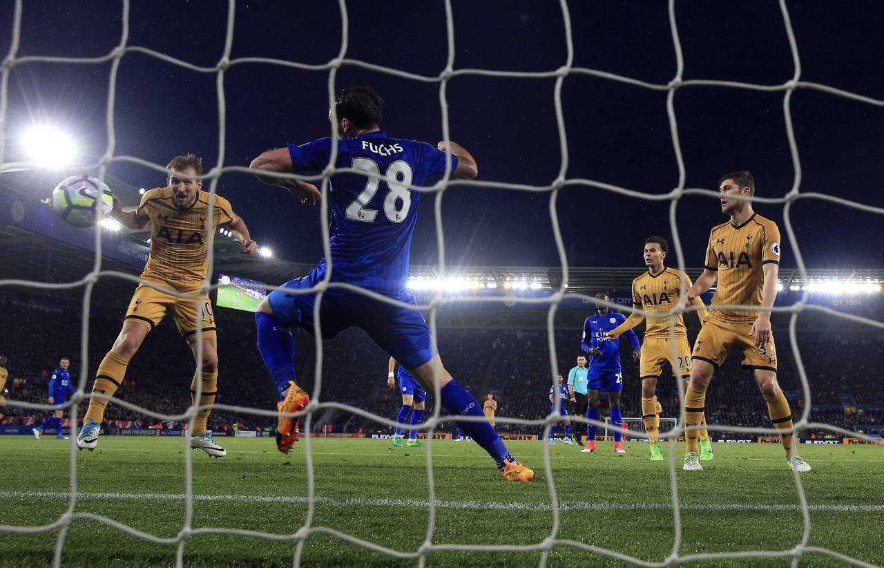 Tottenham aplasta al Leicester City y asegura segundo lugar en la Premier