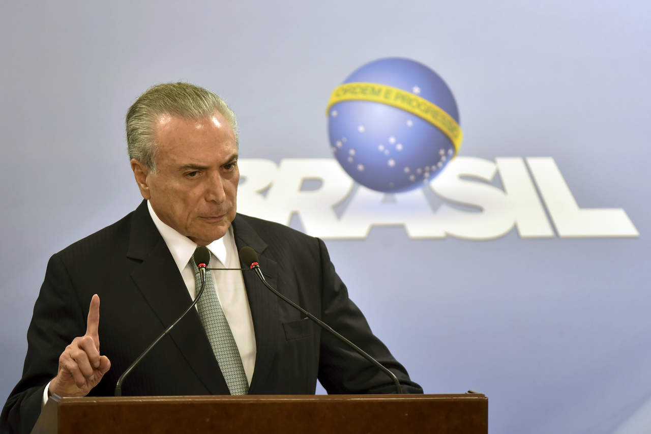 Paga sobornos al presidente brasileño, Michel Temer, desde 2010. (ARCHIVO)
