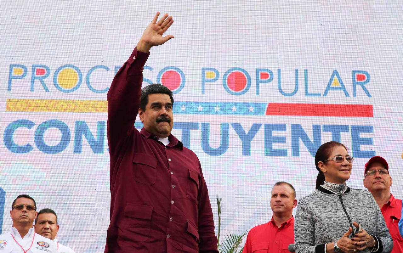 En contra. 'México, devenido en un Estado fallido a merced de la violencia, la desigualdad y el narcotráfico', comentó ayer Maduro. (EFE)