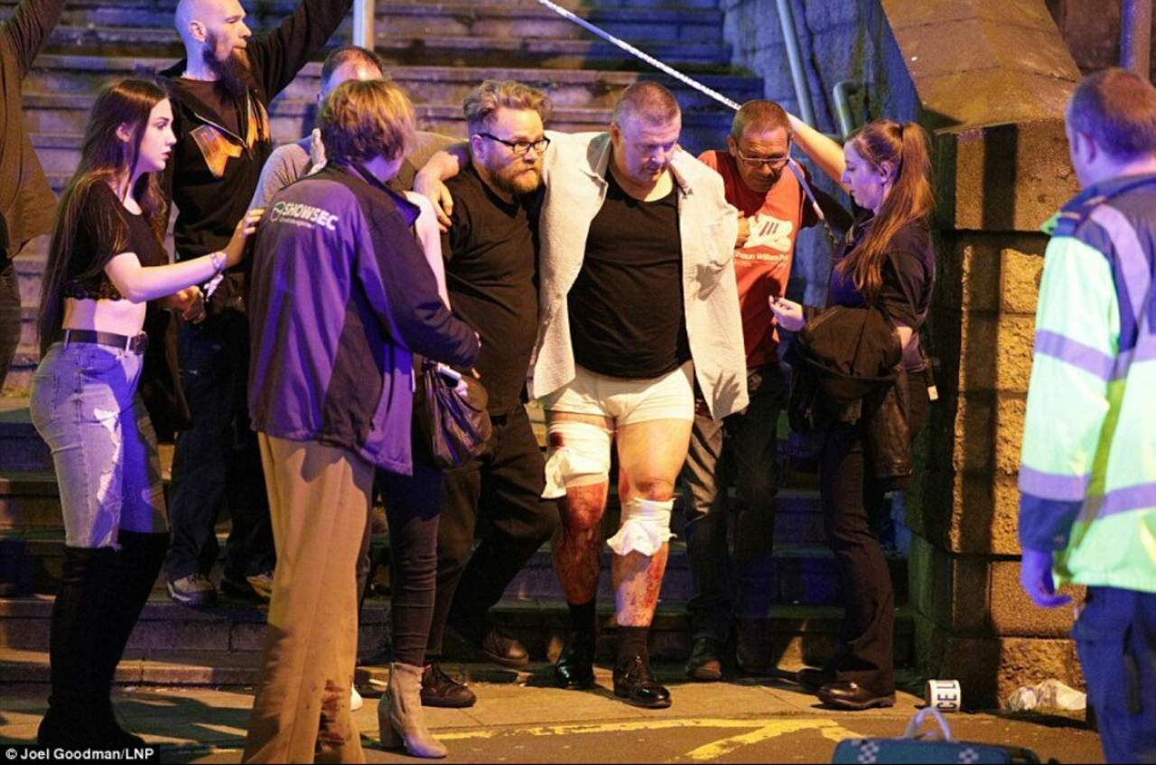 El cuerpo de Policía de Manchester no dio la cifra de muertos y heridos. (ESPECIAL)