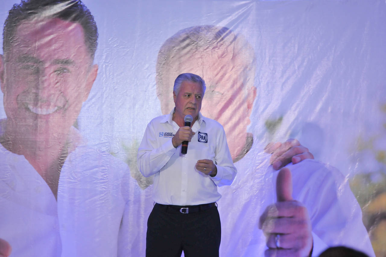 Política pública. Jorge Zermeño, candidato del PAN, presentó sus 100 Propuestas para el Cambio. (ERNESTO RAMIREZ)