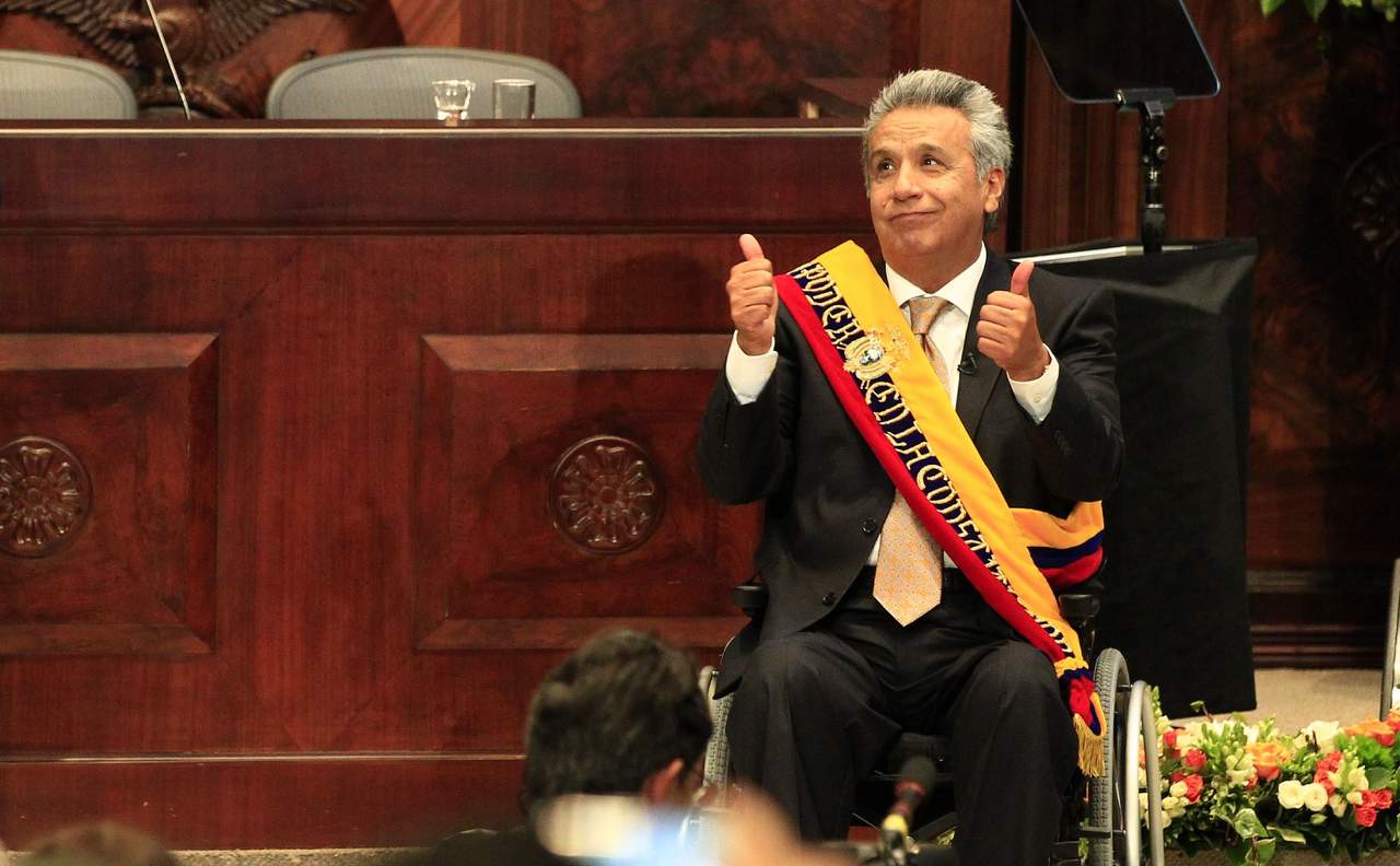 El nuevo mandatario reemplaza en el cargo al economista Rafael Correa Delgado, quien asumió la Presidencia de Ecuador el 15 de enero de 2007 y que tuvo como vicepresidente a Moreno Garcés entre esa fecha y el 24 de mayo de 2013.
