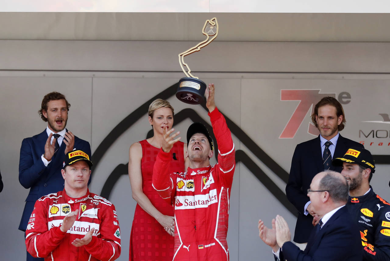 Sebastian Vettel aumentó su diferencia en el campeonato tras ganar el Gran Premio de Mónaco. (AP)