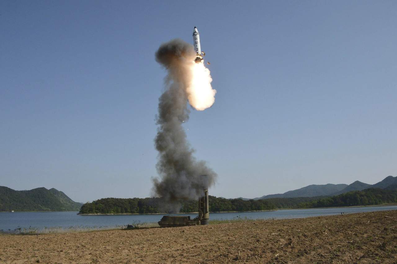 Este es el noveno ensayo de misiles norcoreano en lo que va de año. (ARCHIVO)