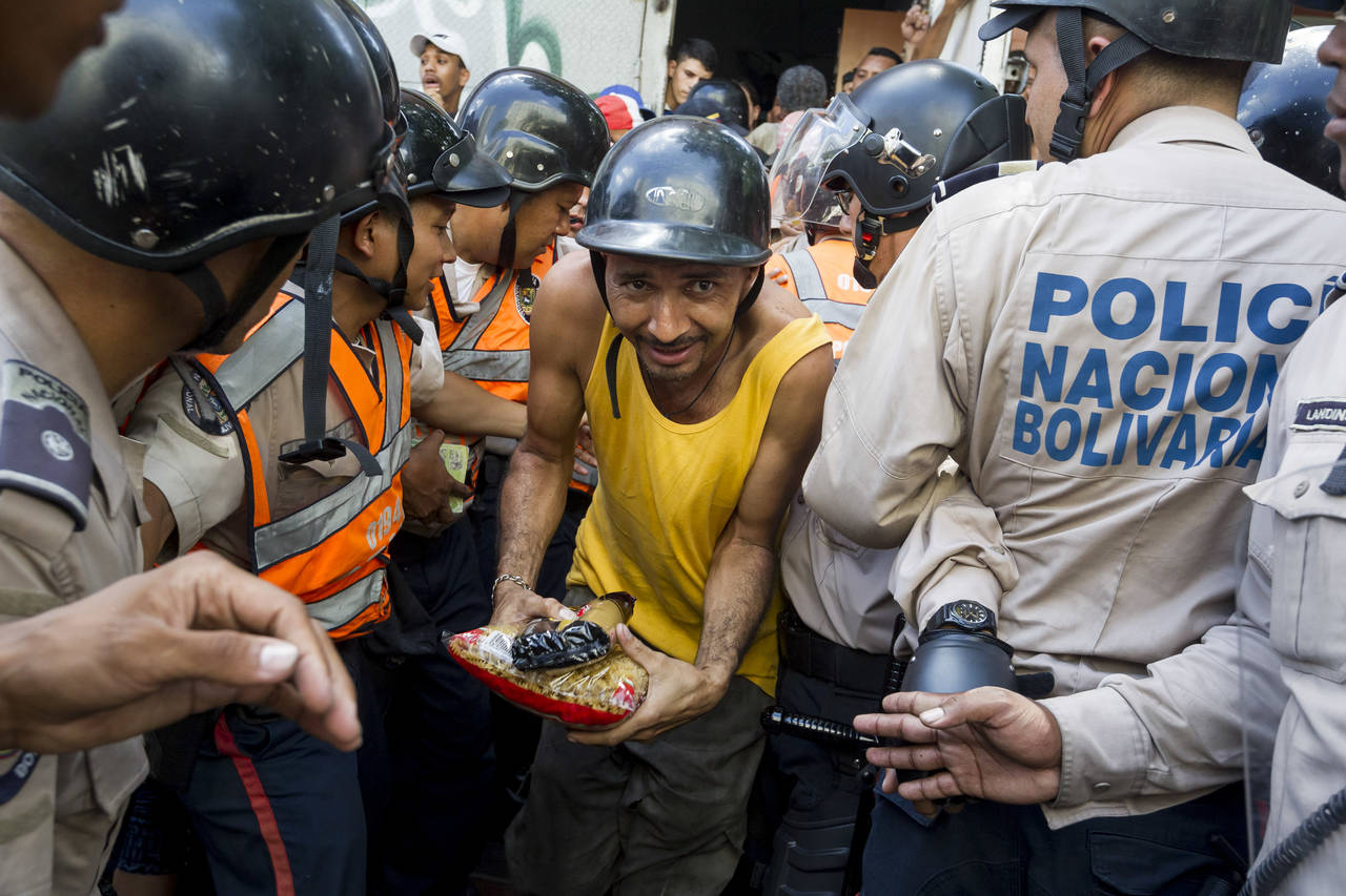 Inversiones. La compra de  bonos servirá para fortalecer la represión brutal desatada contra cientos de venezolanos. 