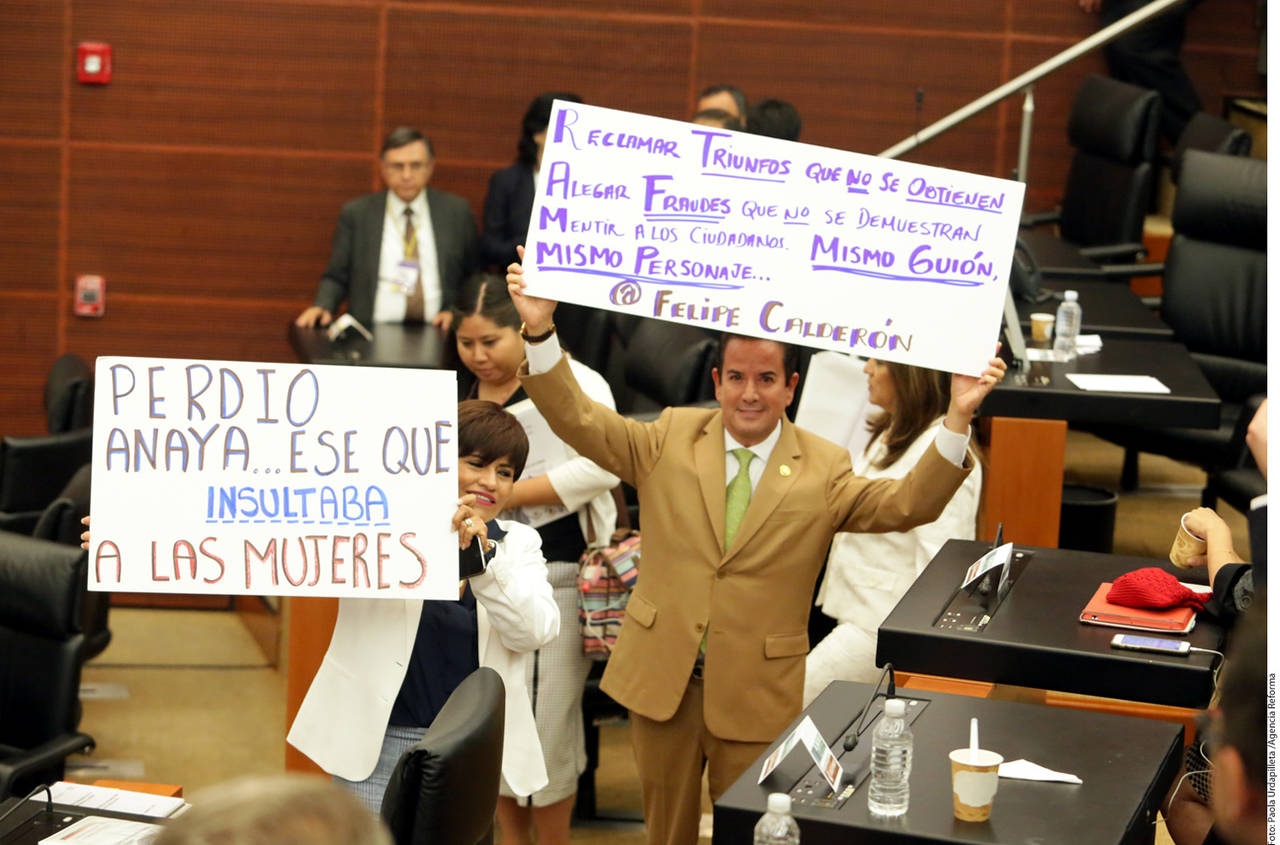 Protesta. Legisladores del PRI defendieron los resultados de los comicios en Edomex y en Coahuila.
