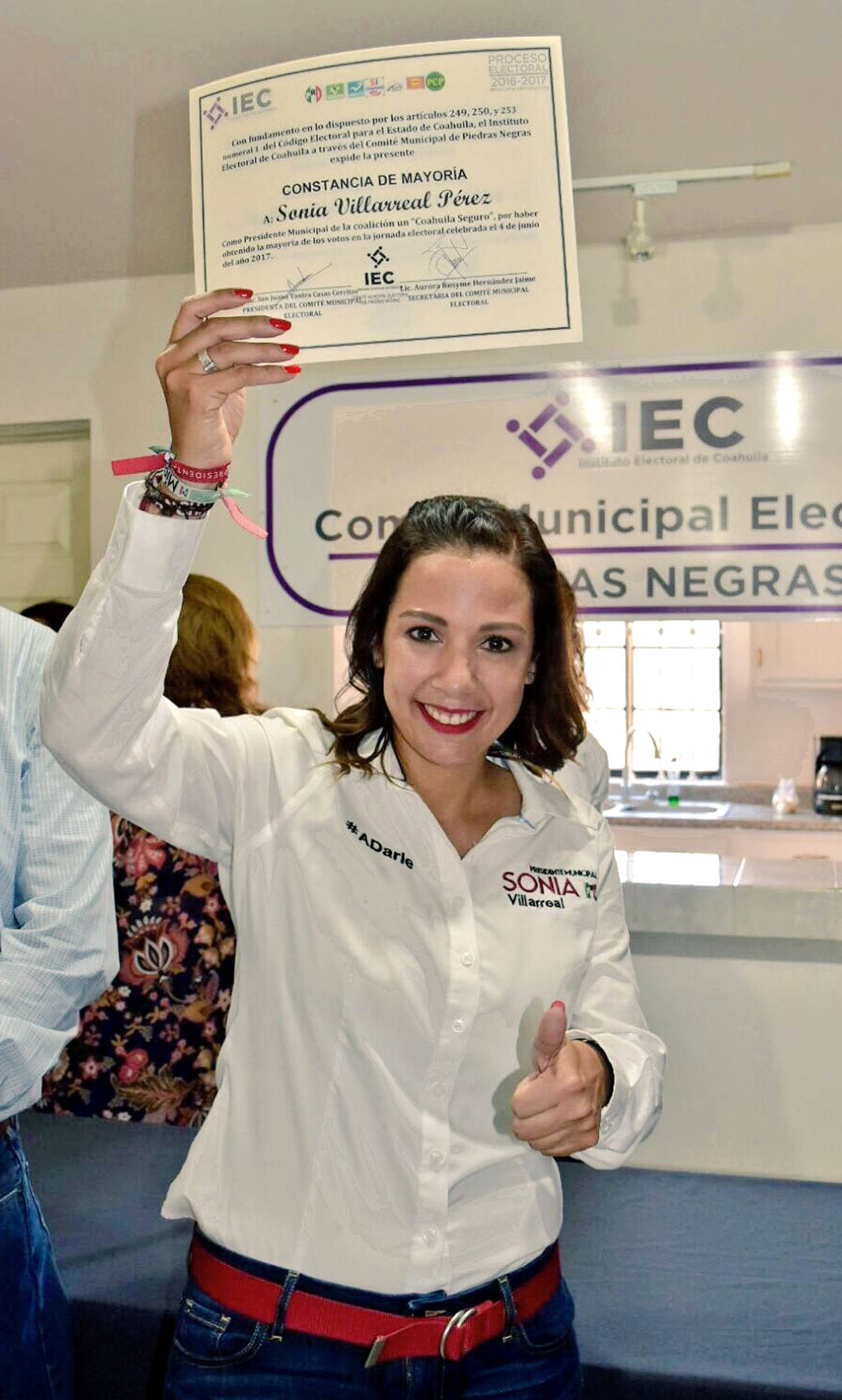 Constancia. En Piedras Negras, ganó Sonia Villarreal de Coalición Coahuila Seguro. (EL SIGLO DE TORREÓN)