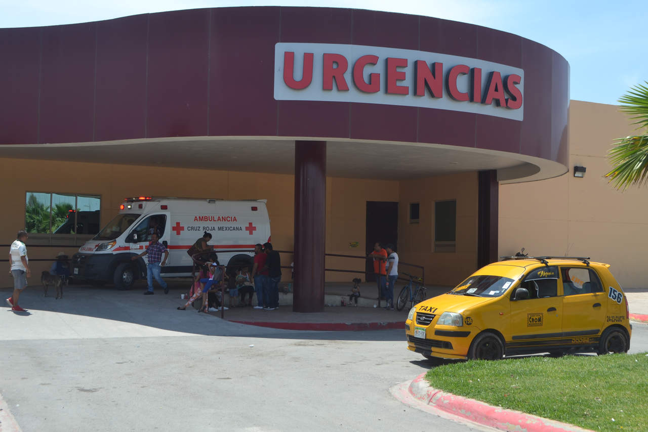 Queda ‘grave’. El joven ‘Eduardo’ fue ingresado al Hospital General de Torreón en estado ‘crítico’. (ARCHIVO)