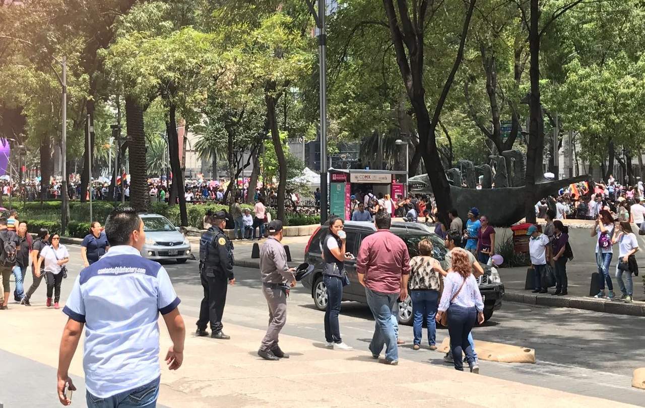 Se espera que continúe el arribo de integrantes de la comunidad LGBTTTI a lo largo del Paseo de la Reforma. (EL SIGLO DE TORREÓN)