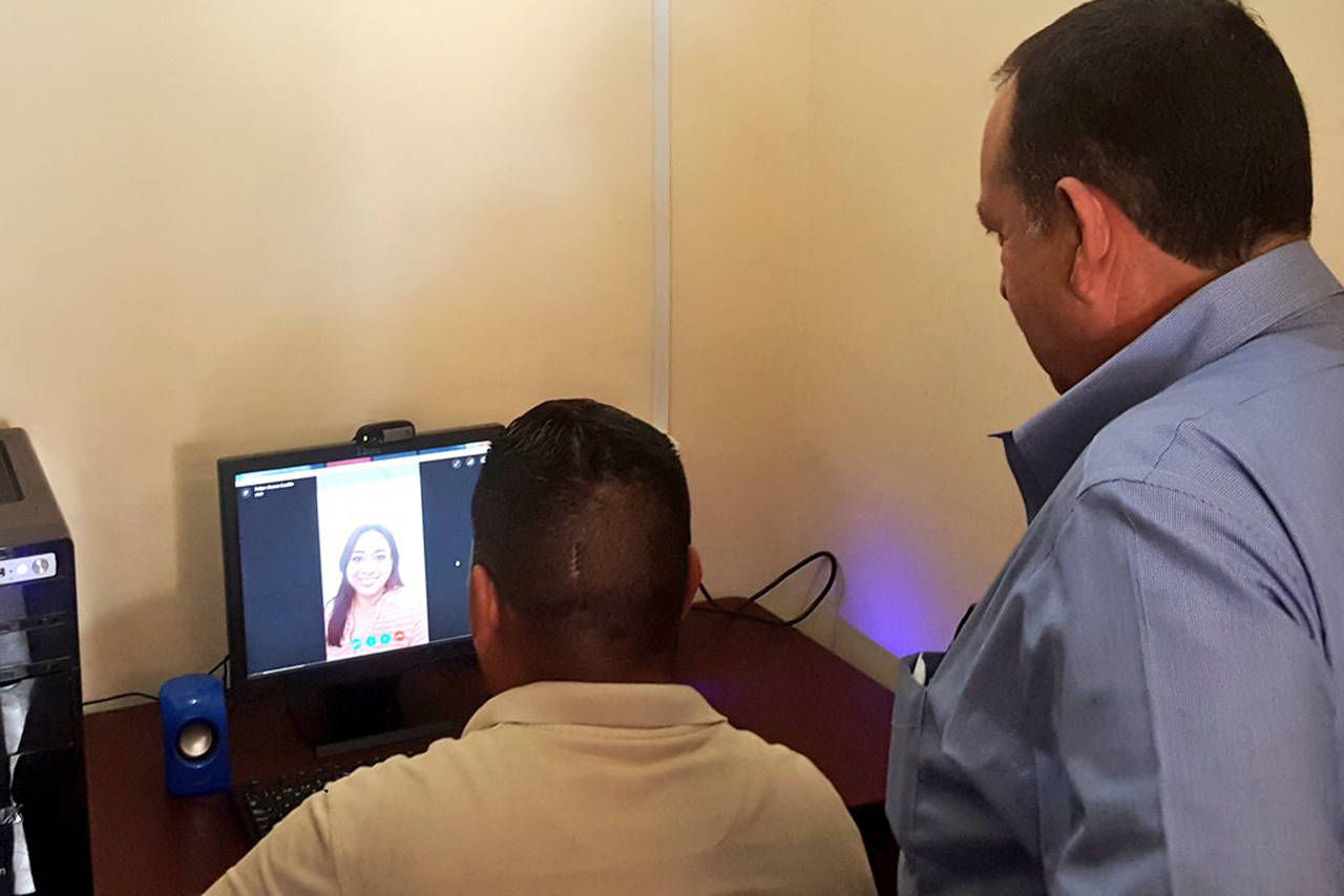Nuevo módulo. Los internos del penal de Piedras Negras podrán realizar videollamadas con sus familiares.
