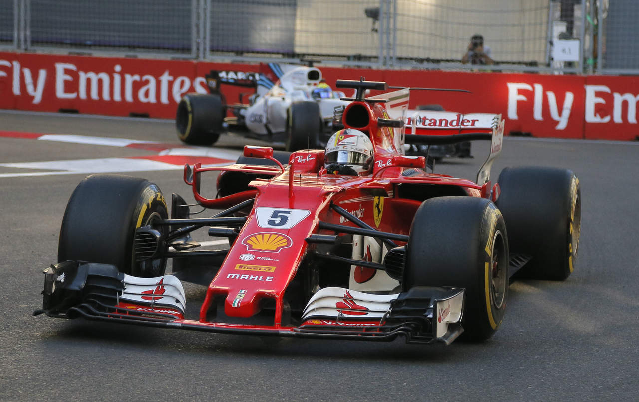 Sebastian Vettel finalizó en cuarto lugar el Gran Premio de Azerbaiyán. (AP)