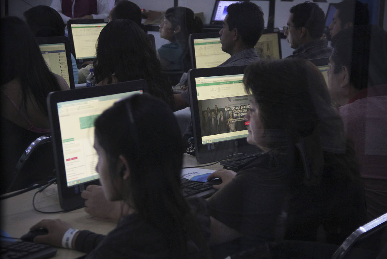 Virus. Estiman que en México una 16 millones de computadoras podrían sufrir un ataque informático. 