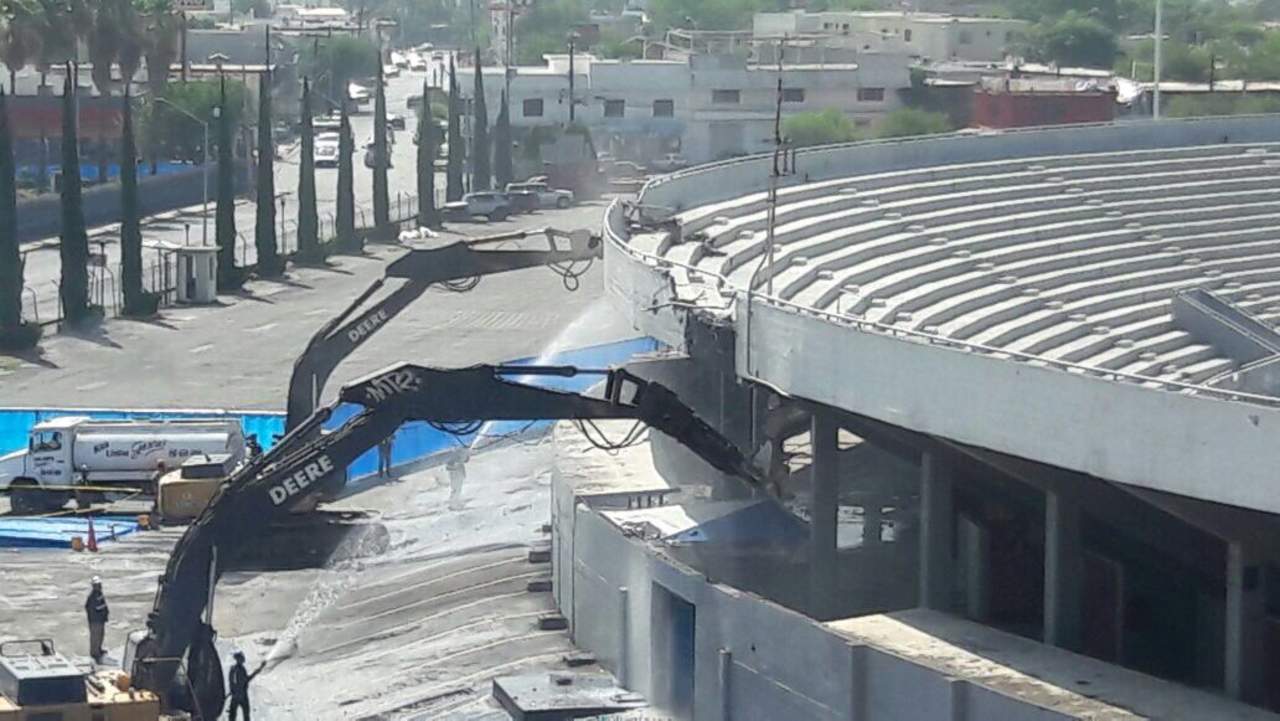 Comienza demolición del Estadio Tecnológico de Monterrey