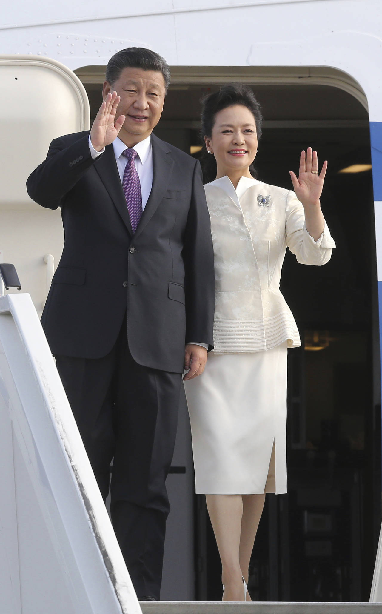 Gira. El presidente chino Xi Jinping y su esposa Peng Liyuan llegaron a Berlín.