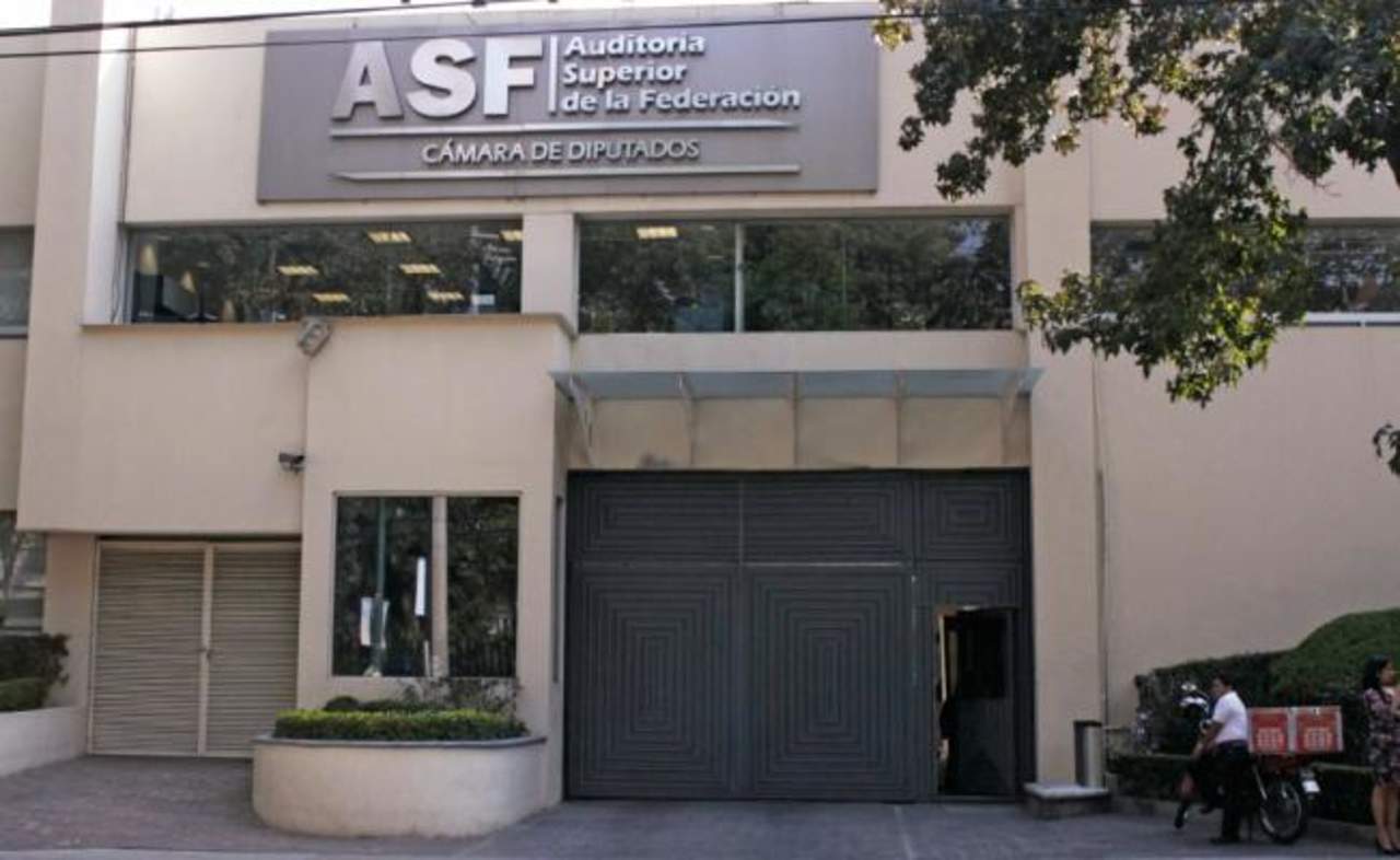 La ASF no pudo analizar los resultados de la ley que busca frenar los excesos de gobernadores y alcaldes.  (ARCHIVO)