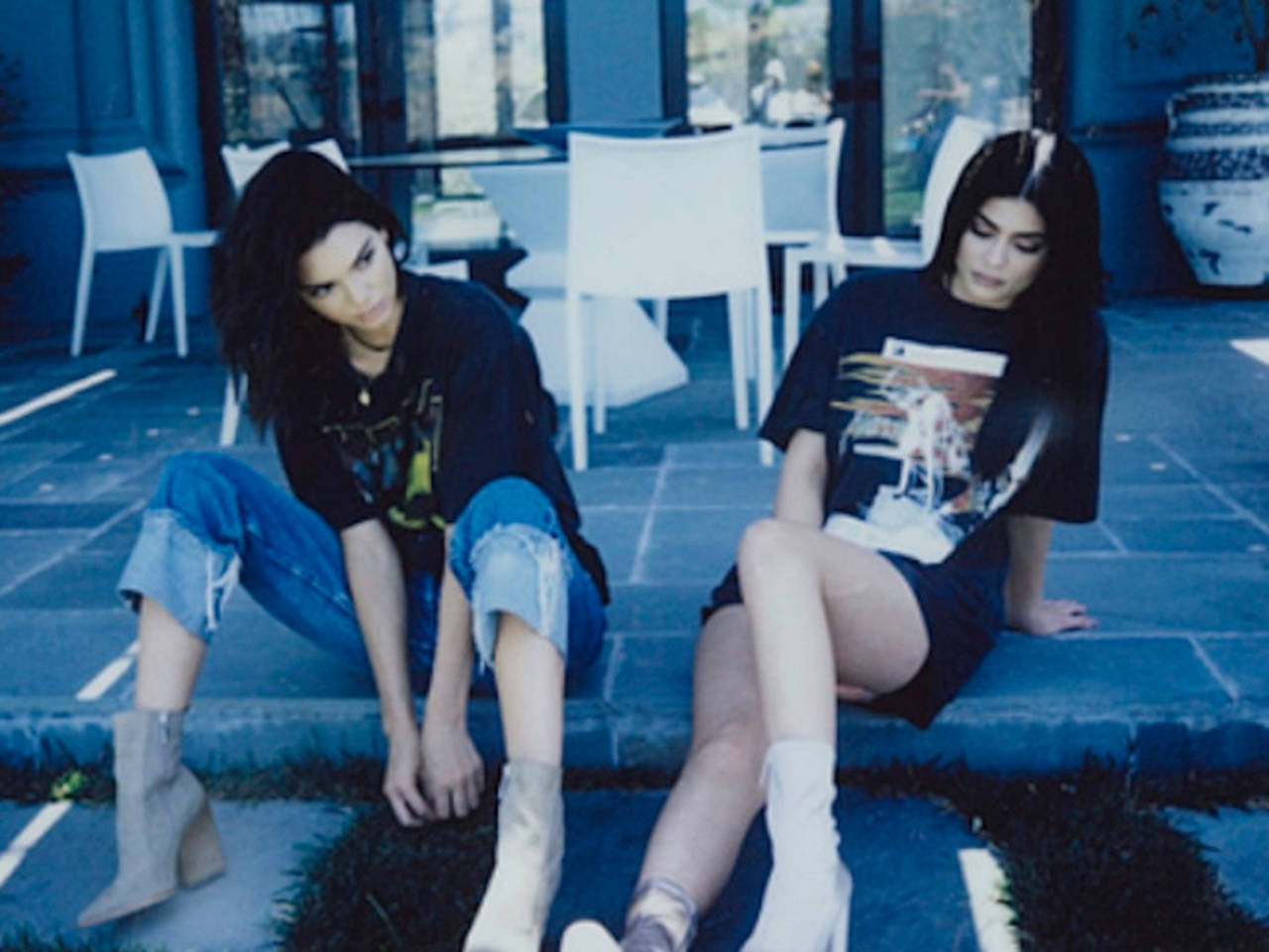 Plagio. Las hermanas Kendall y Kylie Jenner sacaron a la venta playeras de Tupac sin tener los derechos de las fotografías.