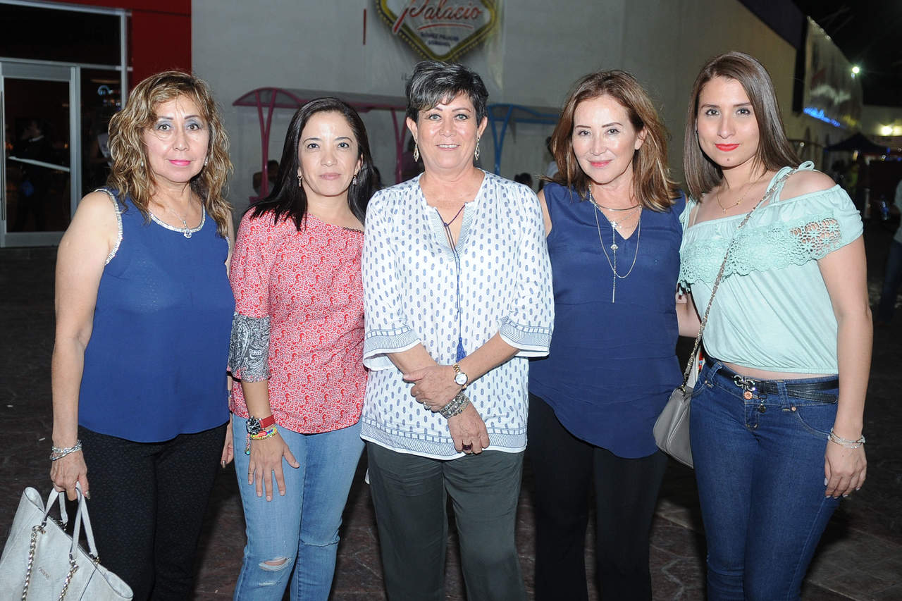 Lilia, Margarita, Lety, Lulú y Diana