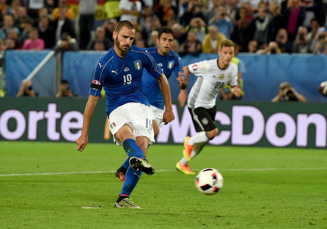 Luego de obtener seis títulos de la Serie A con la Juventus, Leonardo Bonucci firmó 5 años con Milan. (Archivo)
