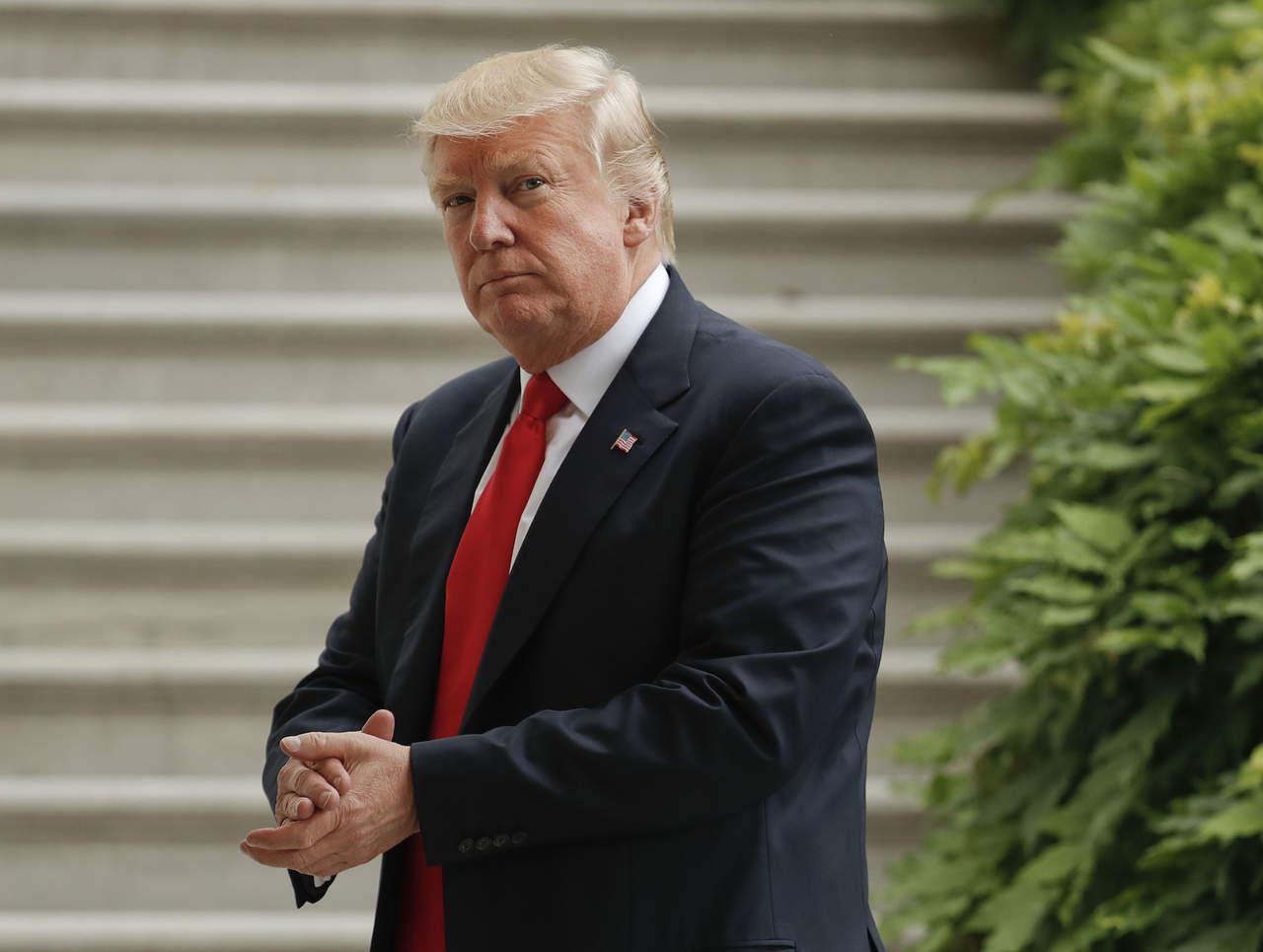 'Sin embargo, sus actos firmes y valientes siguen ignorados por un mal líder que sueña con convertirse en dictador', dijo Trump. (ARCHIVO)