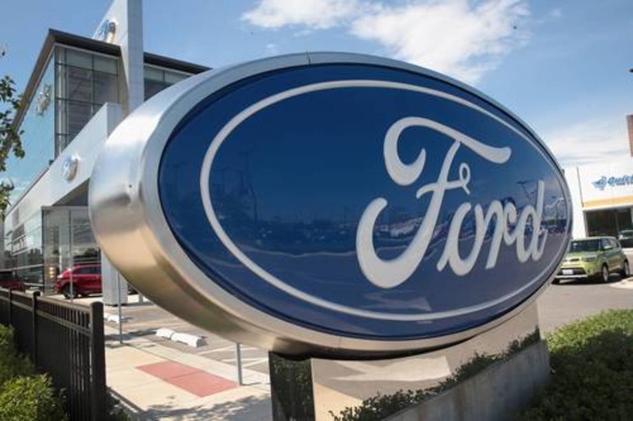 Ford anuncia inversiones en distribuidoras en México