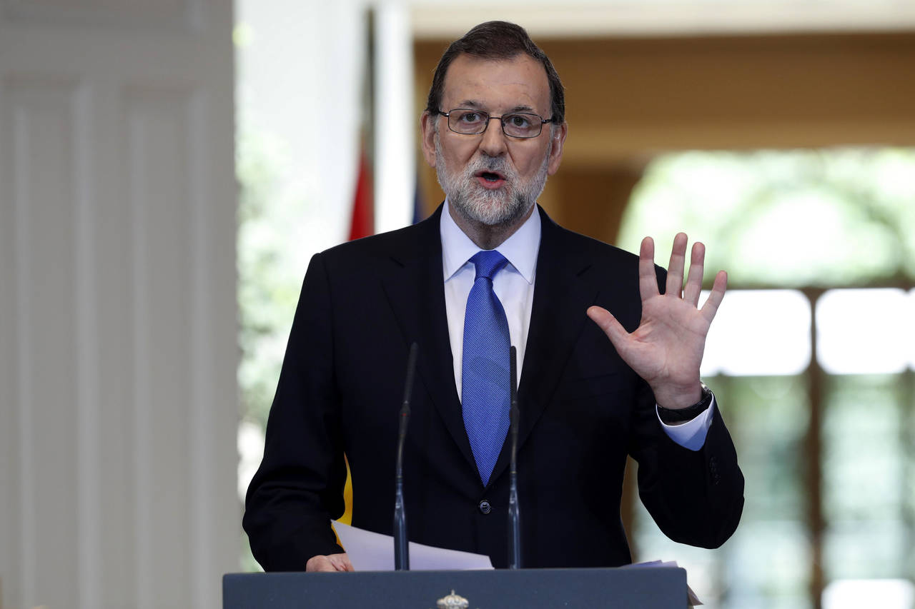 Ley. Rajoy dice que el referéndum es inconstitucional. 
