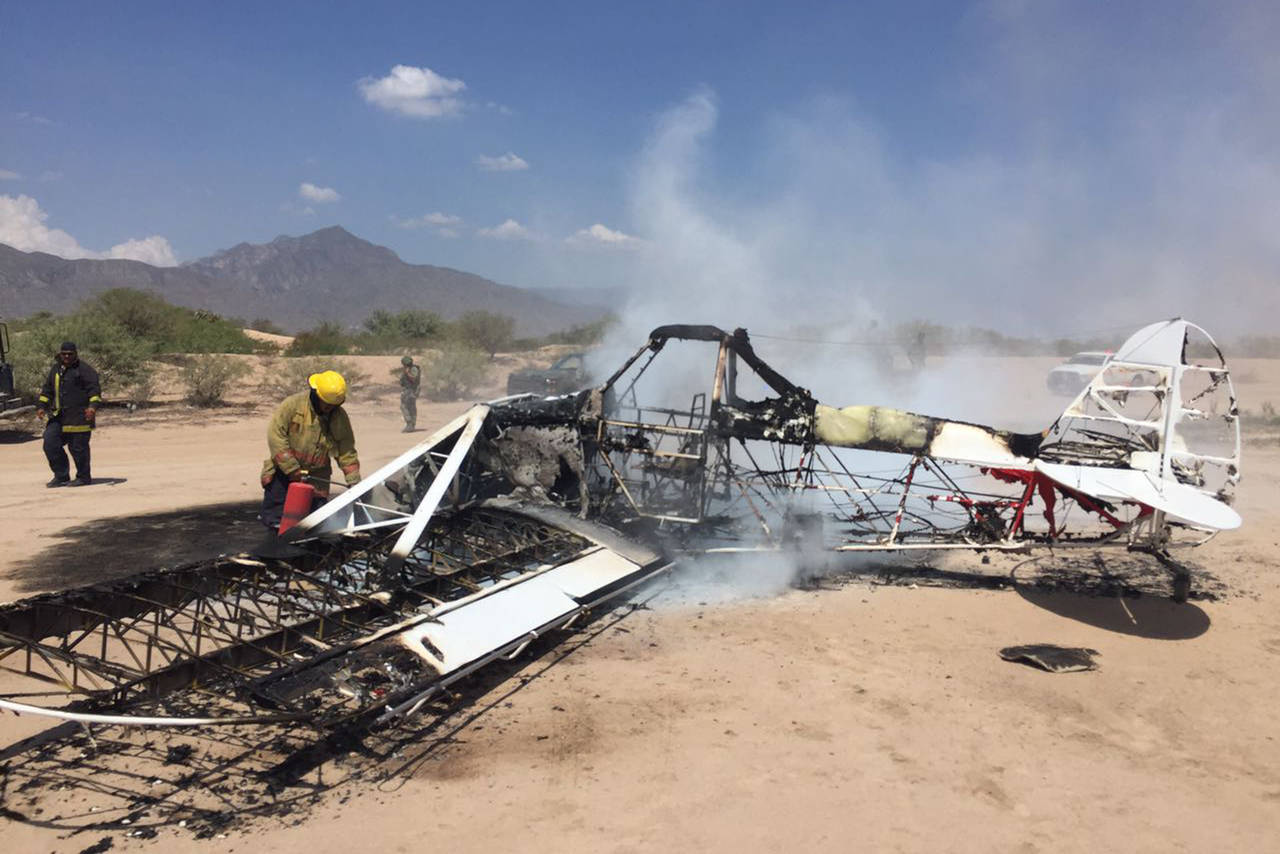 Causas.  Se quema una aeronave en el ejido Dinamita de Gómez Palacio, por un cortocircuito.   