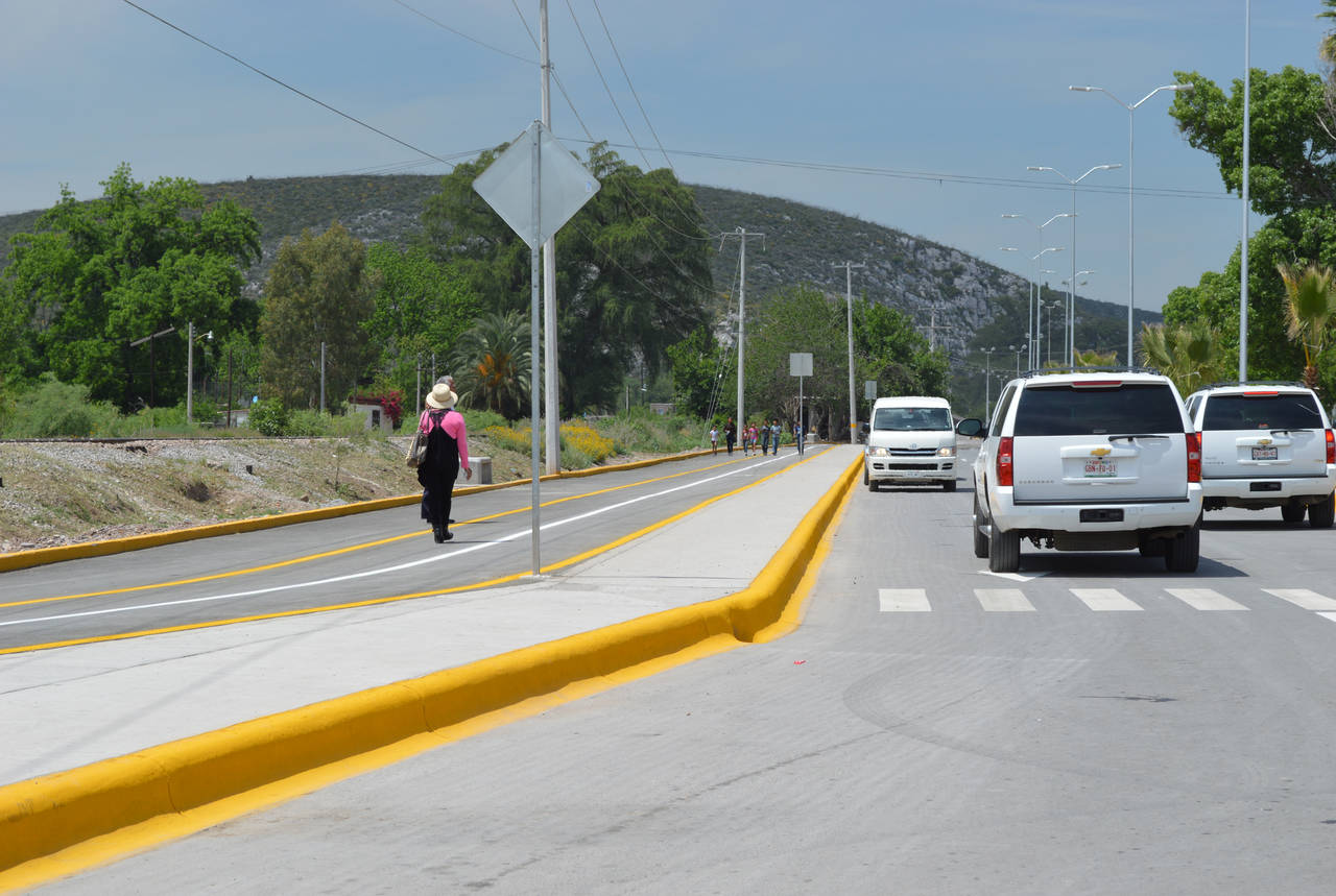 Carretera. Esta carretera es una obra 'metro' y comunica al municipio de Lerdo con Torreón por el lado de El Huarache. (ARCHIVO) 