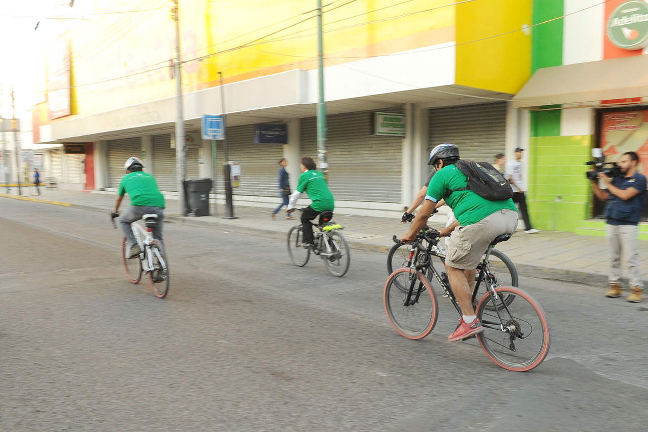 Colectivos señalan que las calles deben ofrecer condiciones seguras a todos sus usuarios. (ARCHIVO) 