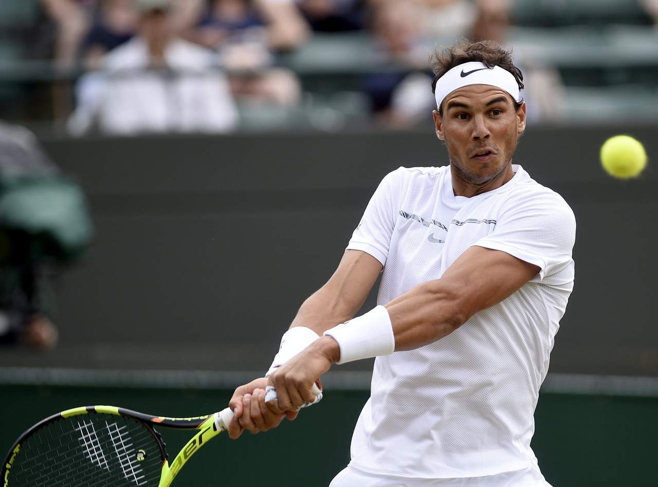 Si Rafael Nadal llega a las semifinales retomará el número uno en el ránking de la ATP. (Archivo)