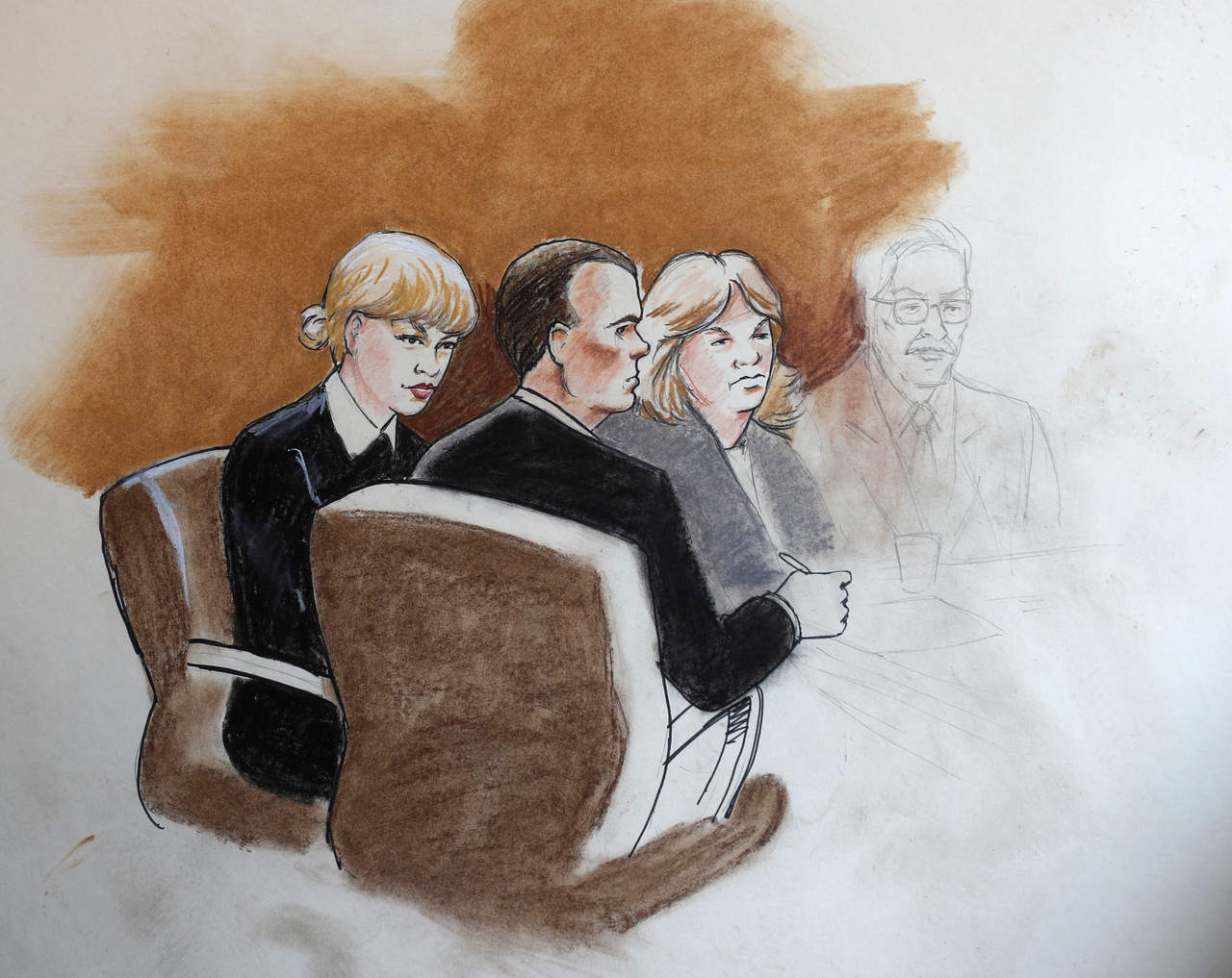 El litigio busca zanjar una serie de demandas cruzadas entre Swift y Mueller desde que ambos coincidieran en una sesión de fotos antes de un concierto de la cantante en Denver en 2013. (AP)