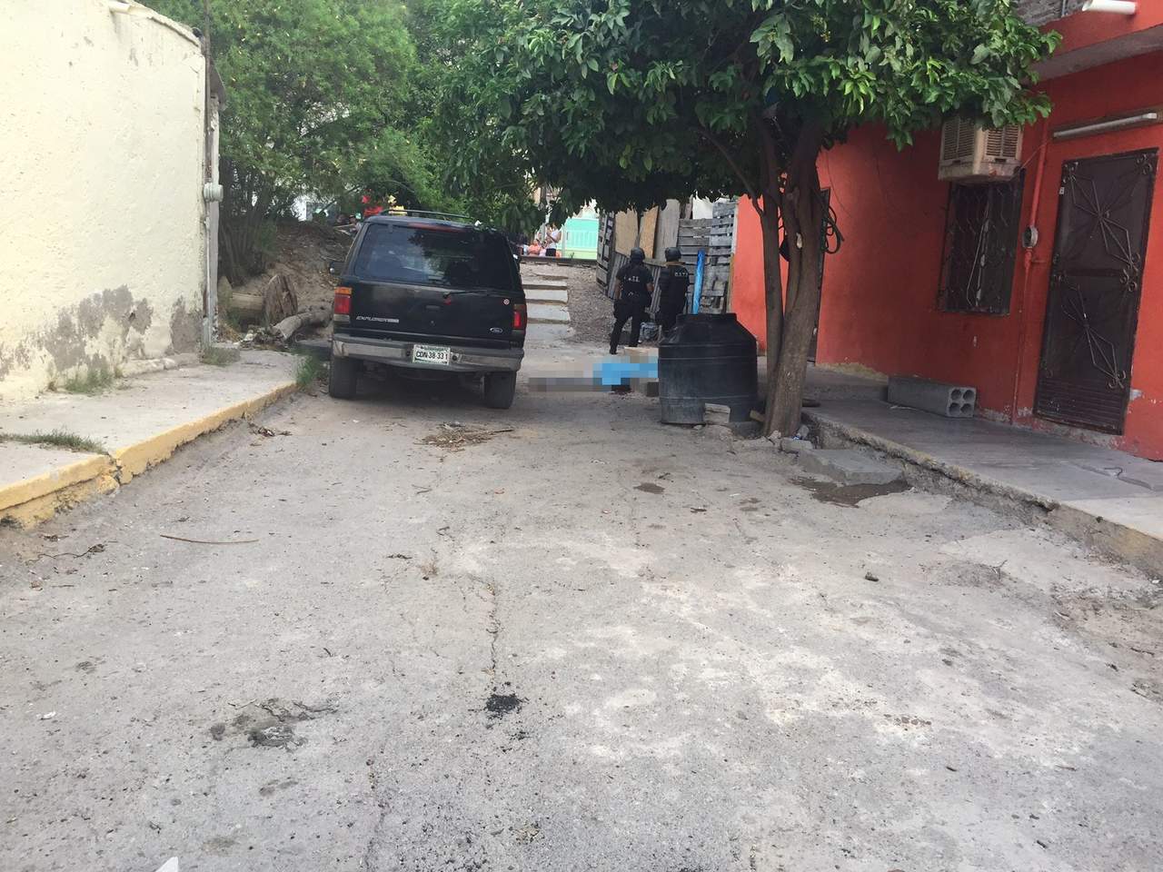 El hoy occiso fue identificado como Jesús Iban Herrera Herrera, de 23 años de edad, con domicilio en la colonia Caleras Solares de Torreón. (ESPECIAL)