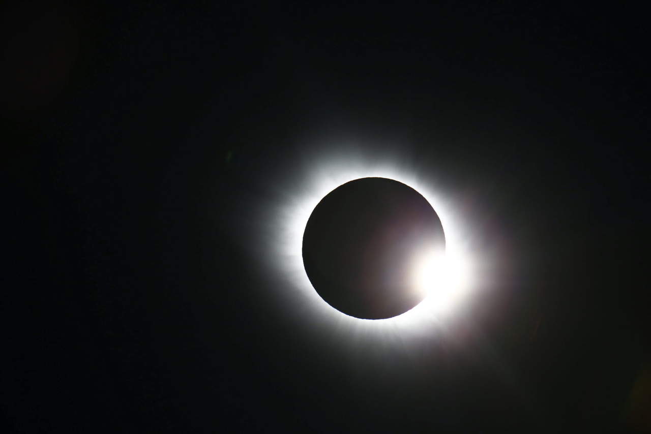 El eclipse solar proporciona una oportunidad “única” para que los científicos estudien el sol, particularmente su atmósfera, conocida como la corona solar. (ARCHIVO)