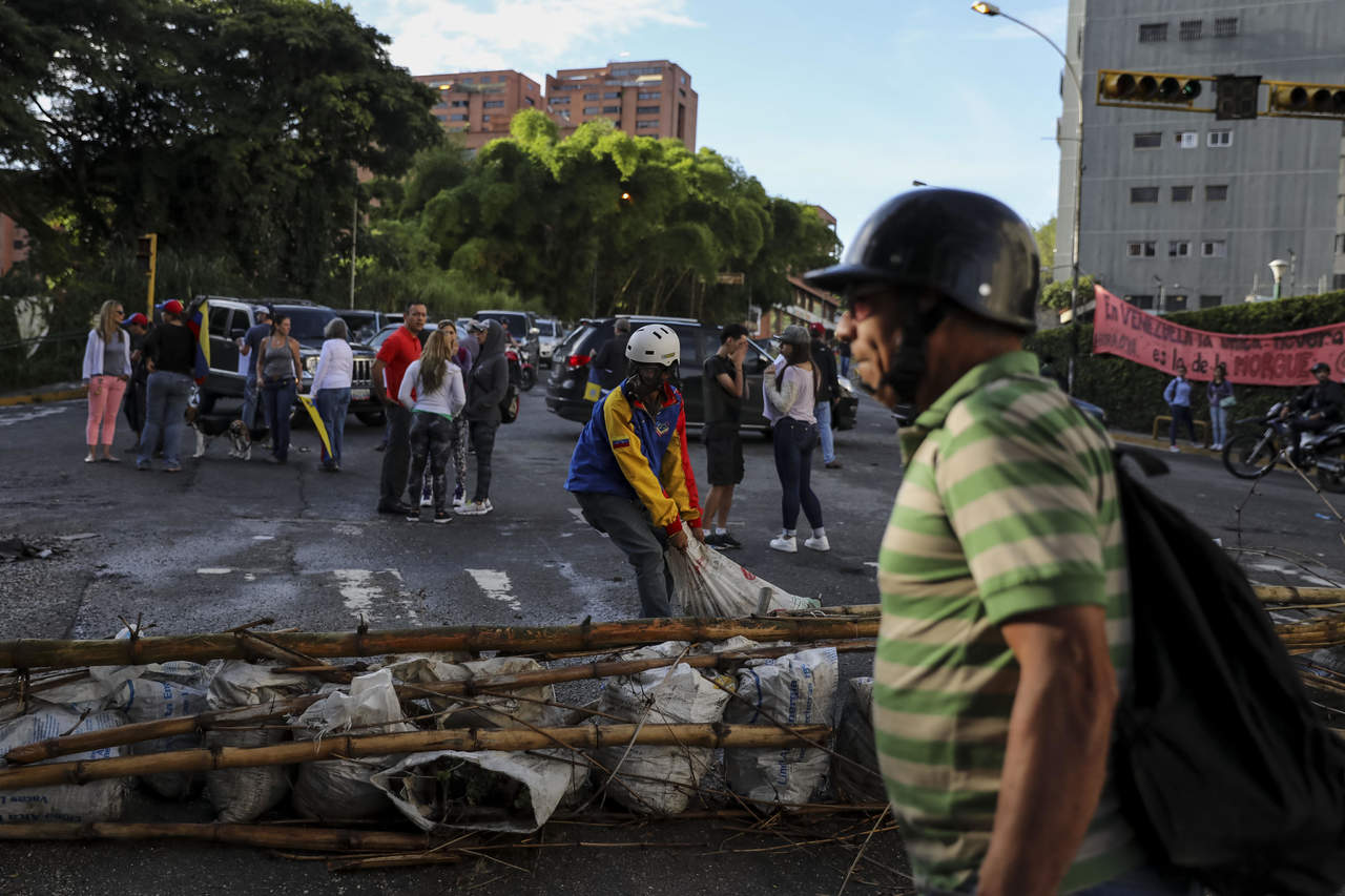 Entre abril y julio de este año la MUD logró movilizar a cientos de miles de ciudadanos en Caracas y en los 23 estados del interior para protestar contra el Gobierno de Nicolás Maduro y, luego, contra su intención de elegir una Asamblea Nacional Constituyente (ANC) sin un referendo previo. (ARCHIVO)