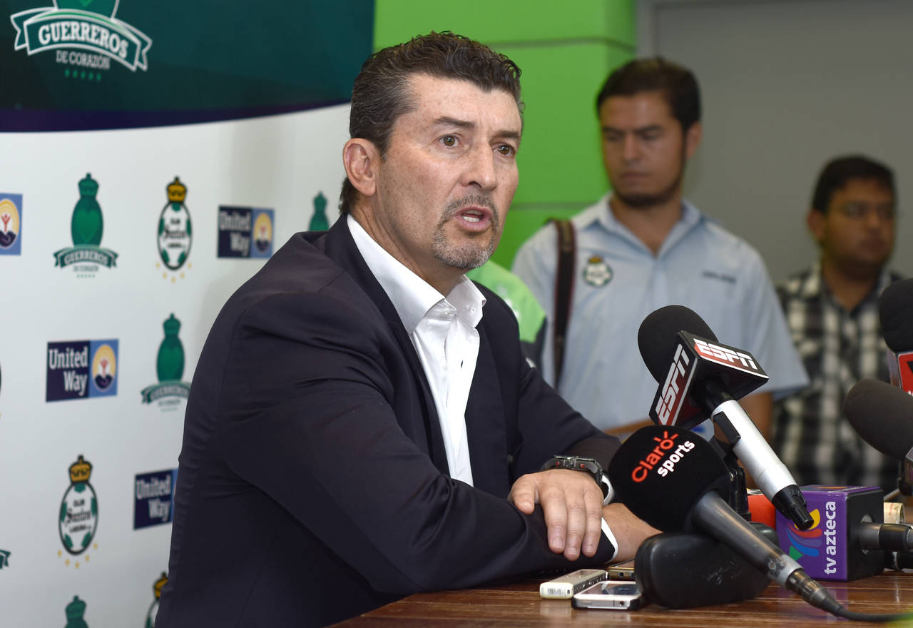 El director técnico de los Guerreros del Santos Laguna aseguró que el equipo trabaja con la mentalidad de que pronto llegará el primer triunfo de la campaña. (Jesús Galindo)