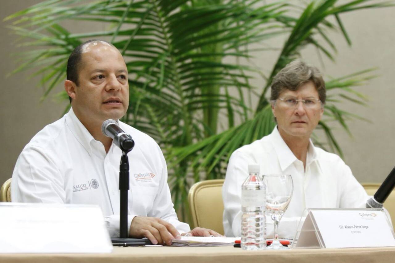 Operativo. La Cofepris revisó restaurantes y bares en Cancún y PlayaDelCarmen, en donde detectó anomalías.
