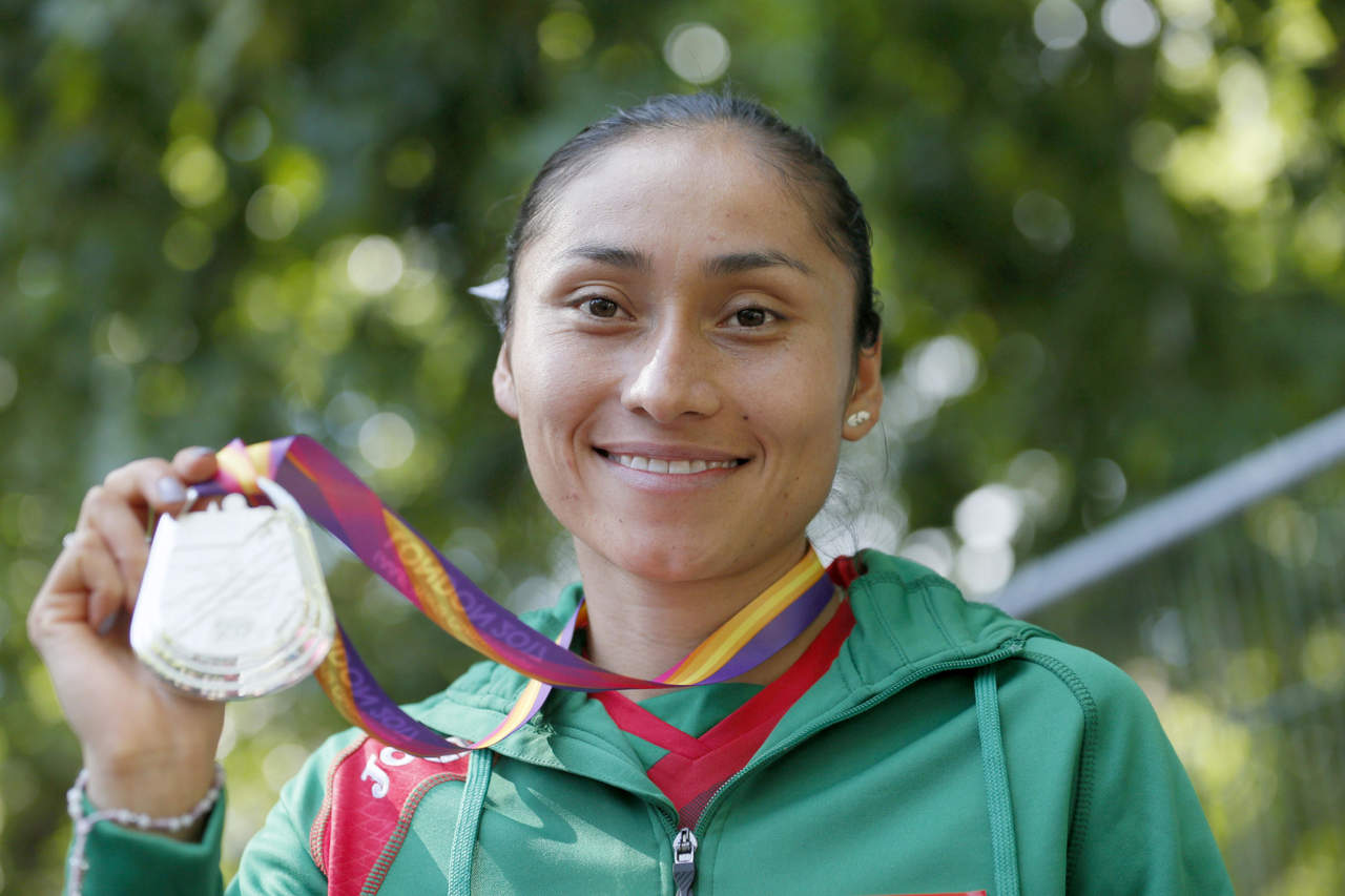 La mexicana que obtuvo el segundo lugar en la prueba de caminata 20 kilómetros del Campeonato Mundial de Atletismo Londres 2017. (EFE)
