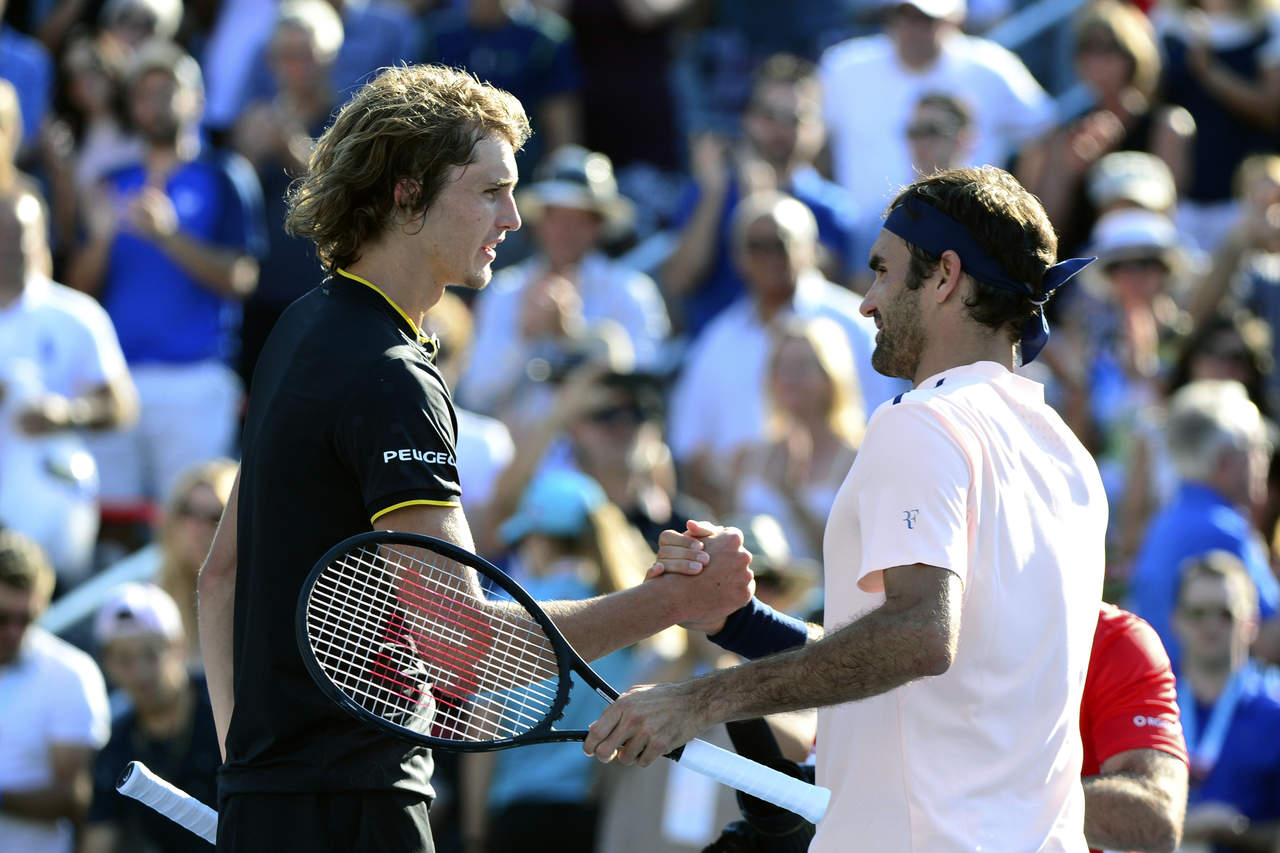 Roger Federer cayó 3-6, 4-6 ante Alexander Zverev. (AP)